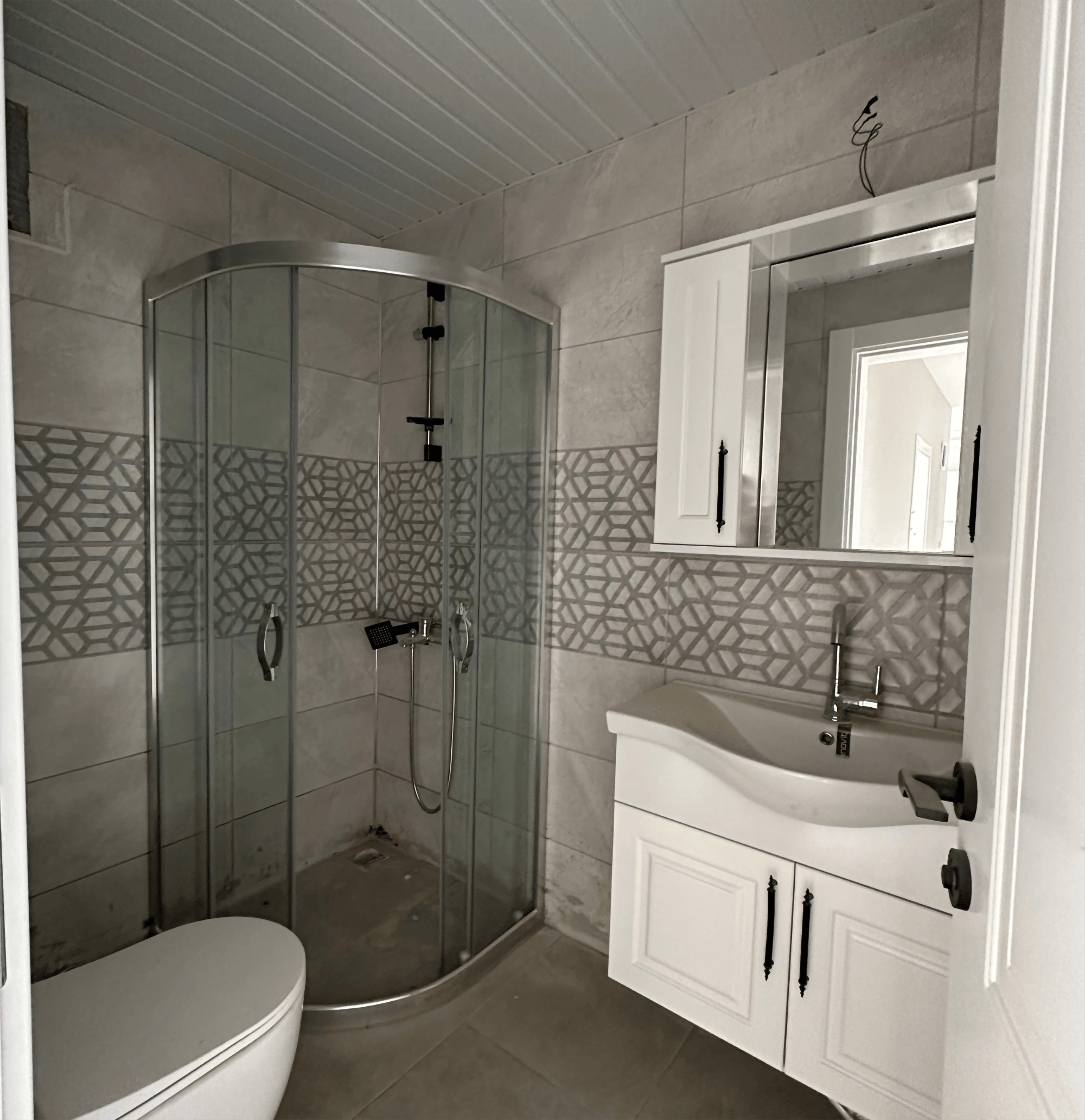 Bergblick 1+1 Apartment in Avsallar, Alanya