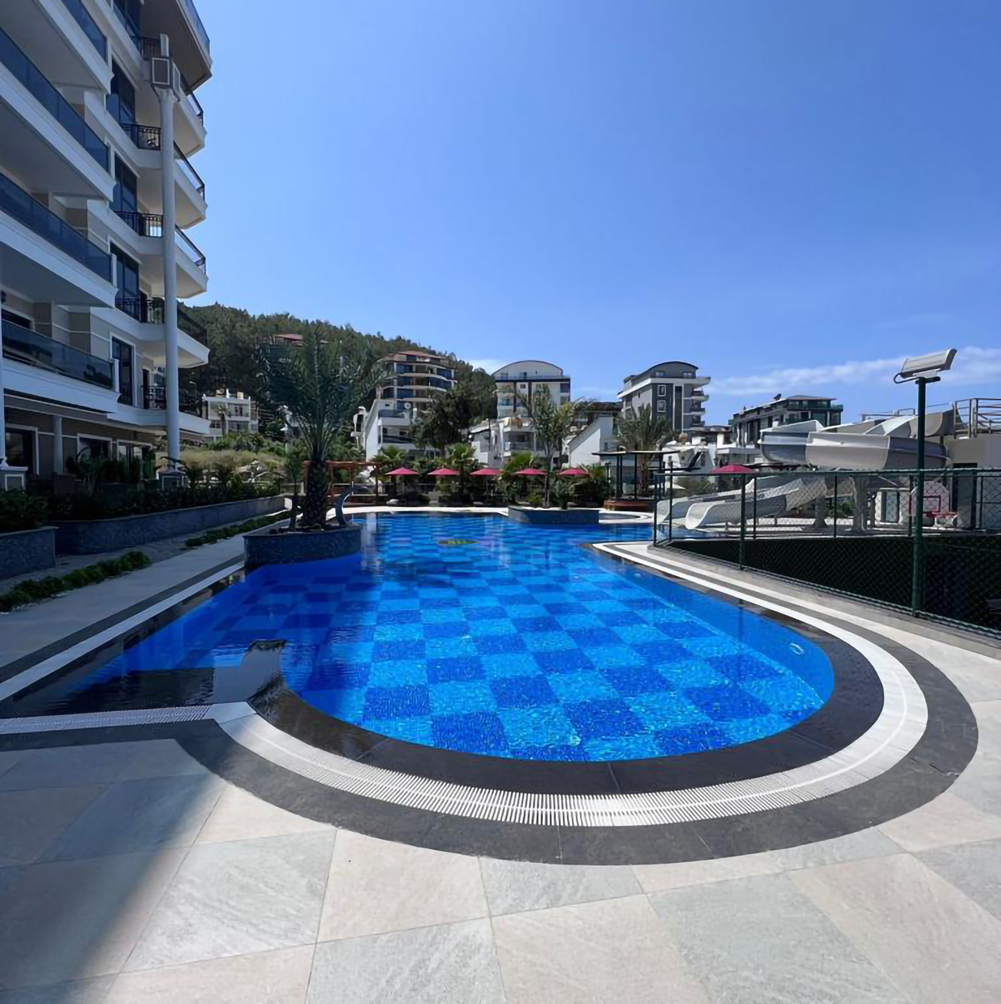 Luksus 2+1 Lejlighed med Hav- og Bjergudsigt i Kargicak, Alanya