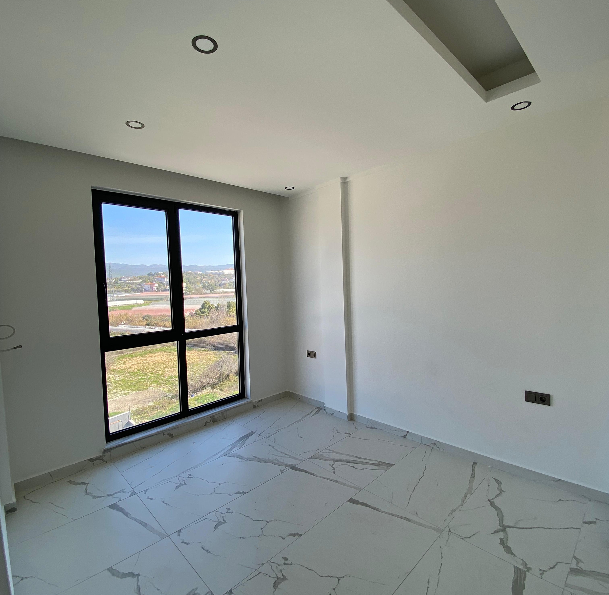 Luksus 2+1 Lejlighed med Bjergudsigt, Alanya