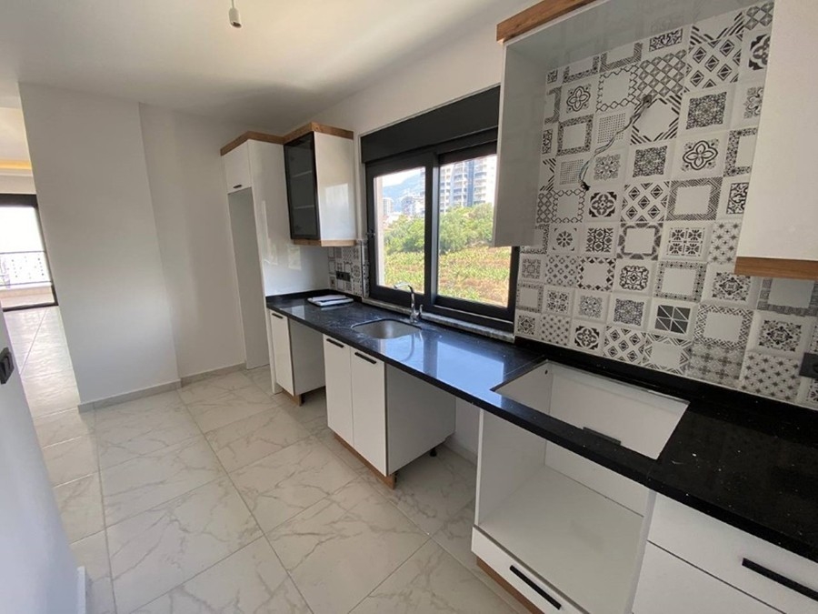 Luxuriöses 2+1 Apartment mit Bergblick in Alanya