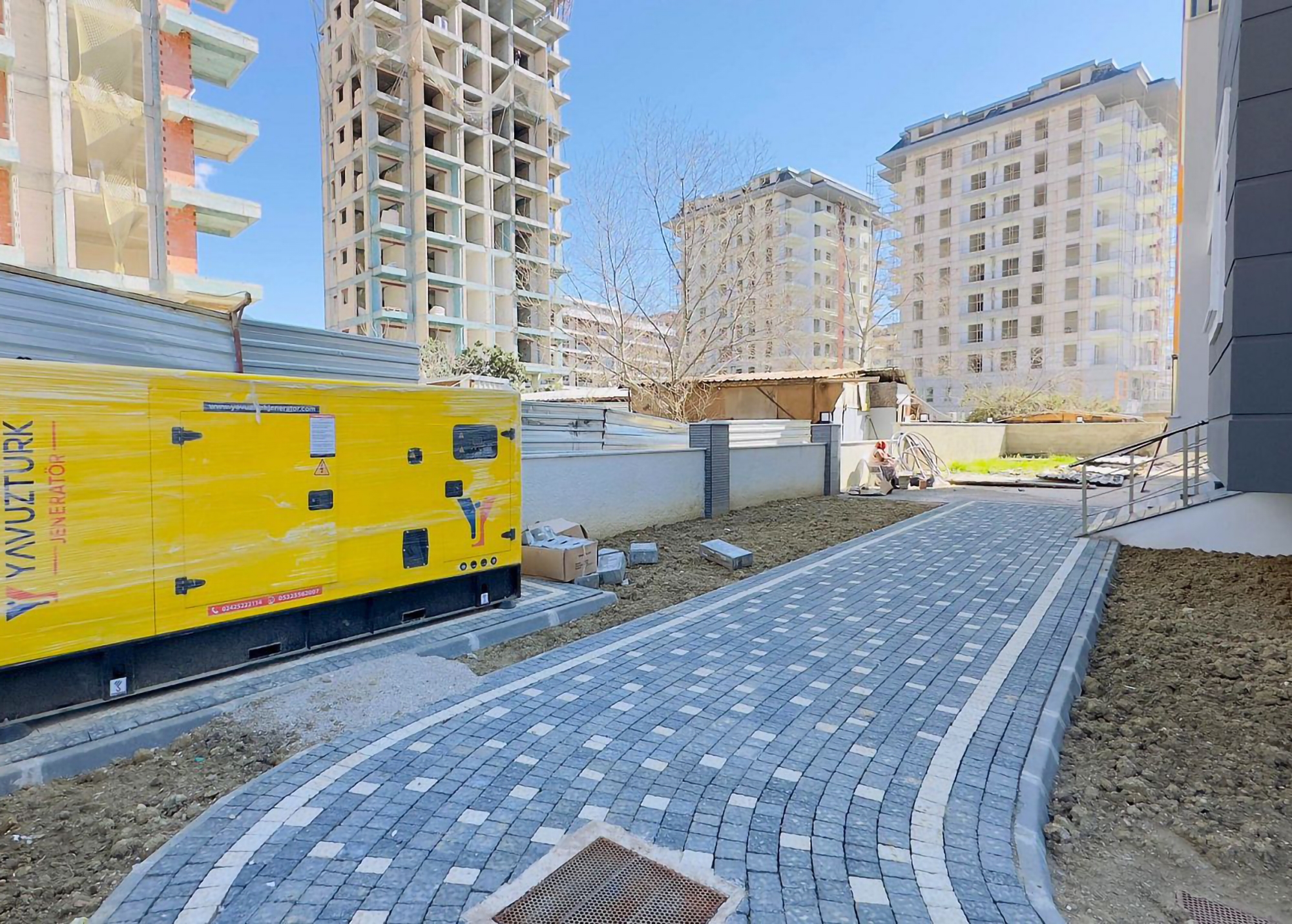 Luxury 1+1 Apartment with Mountain View in Mahmutlar