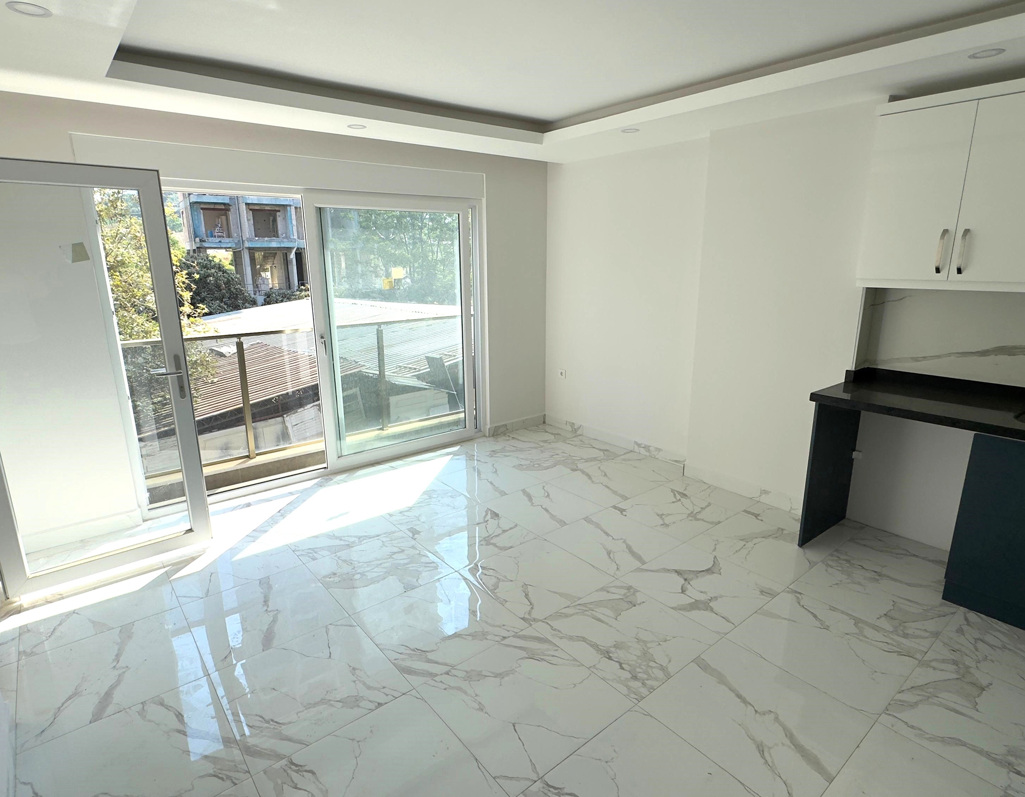 Luxury 1+1 Apartment with Mountain View in Mahmutlar