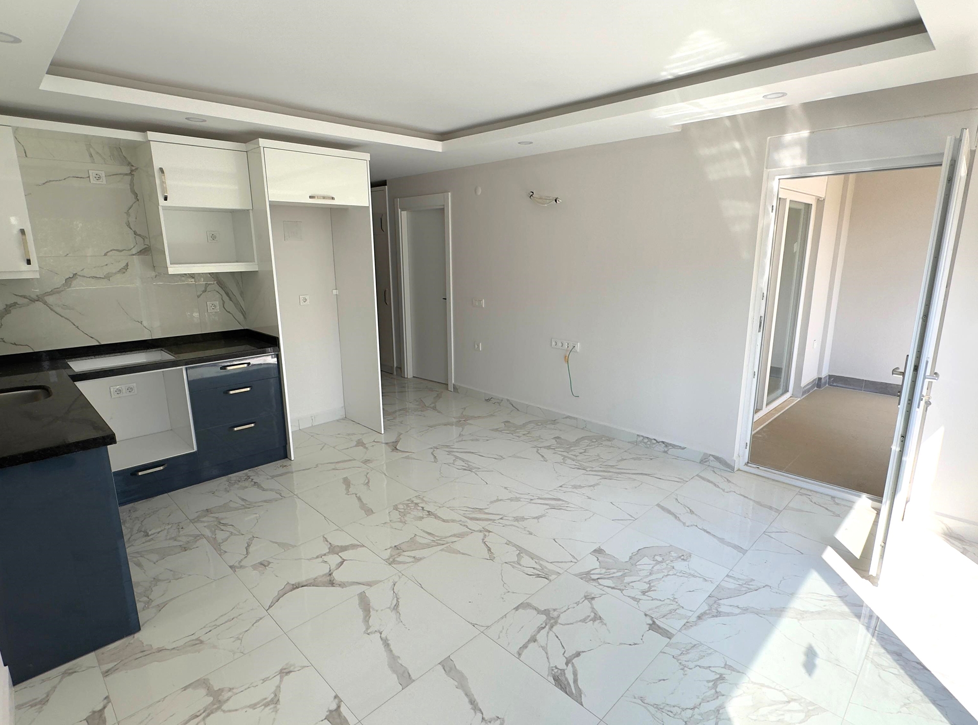 Luxury 1+1 Apartment with Mountain View in Mahmutlar
