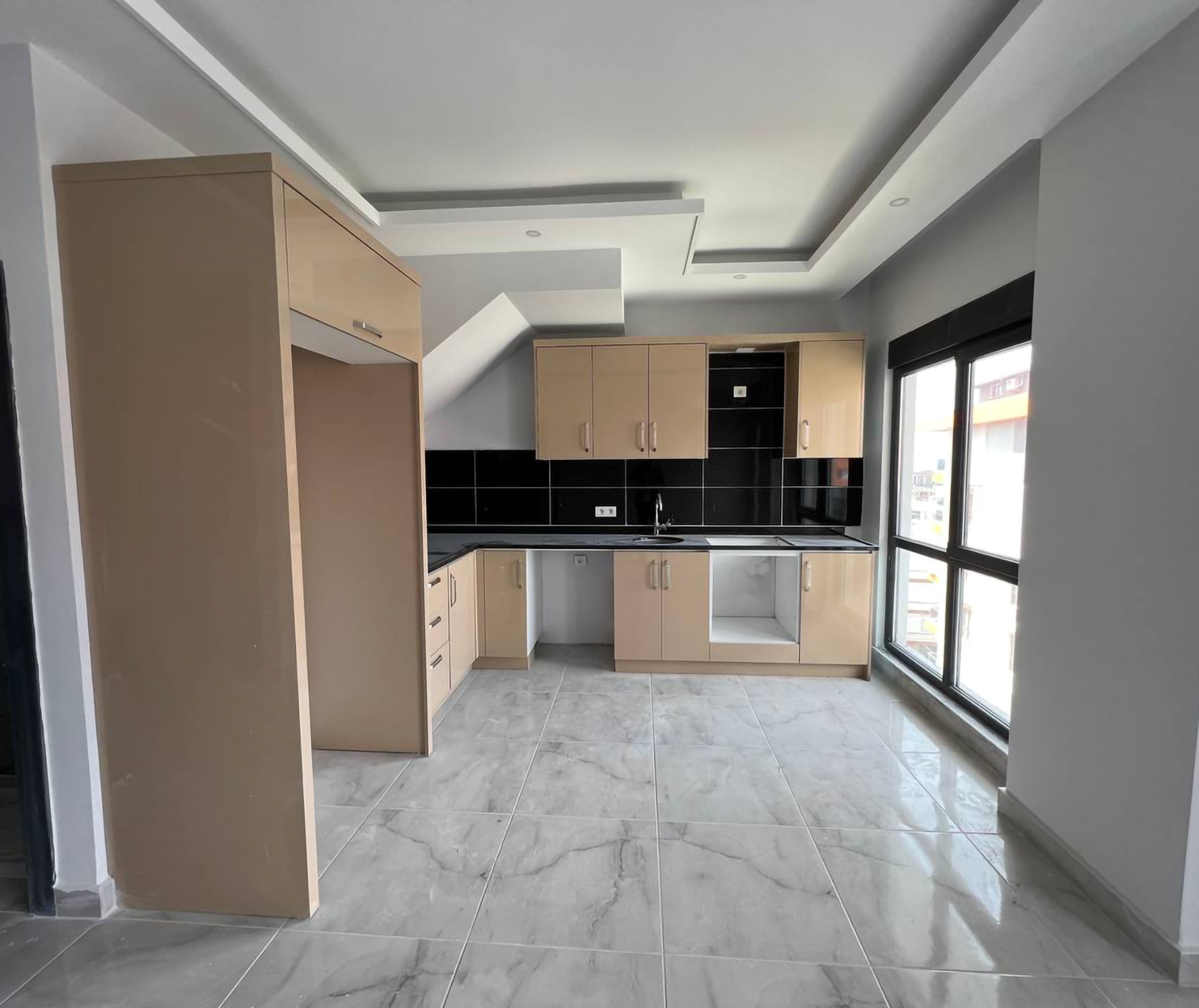 Luxuriöse 3+1 Wohnung mit Bergblick, Alanya - Avsallar