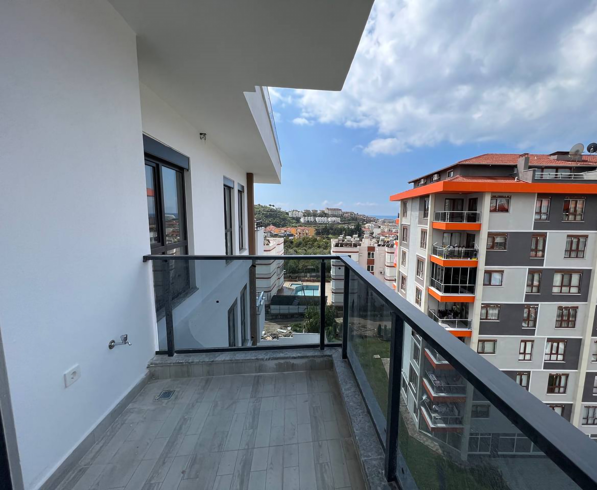 Luxuriöse 3+1 Wohnung mit Bergblick, Alanya - Avsallar