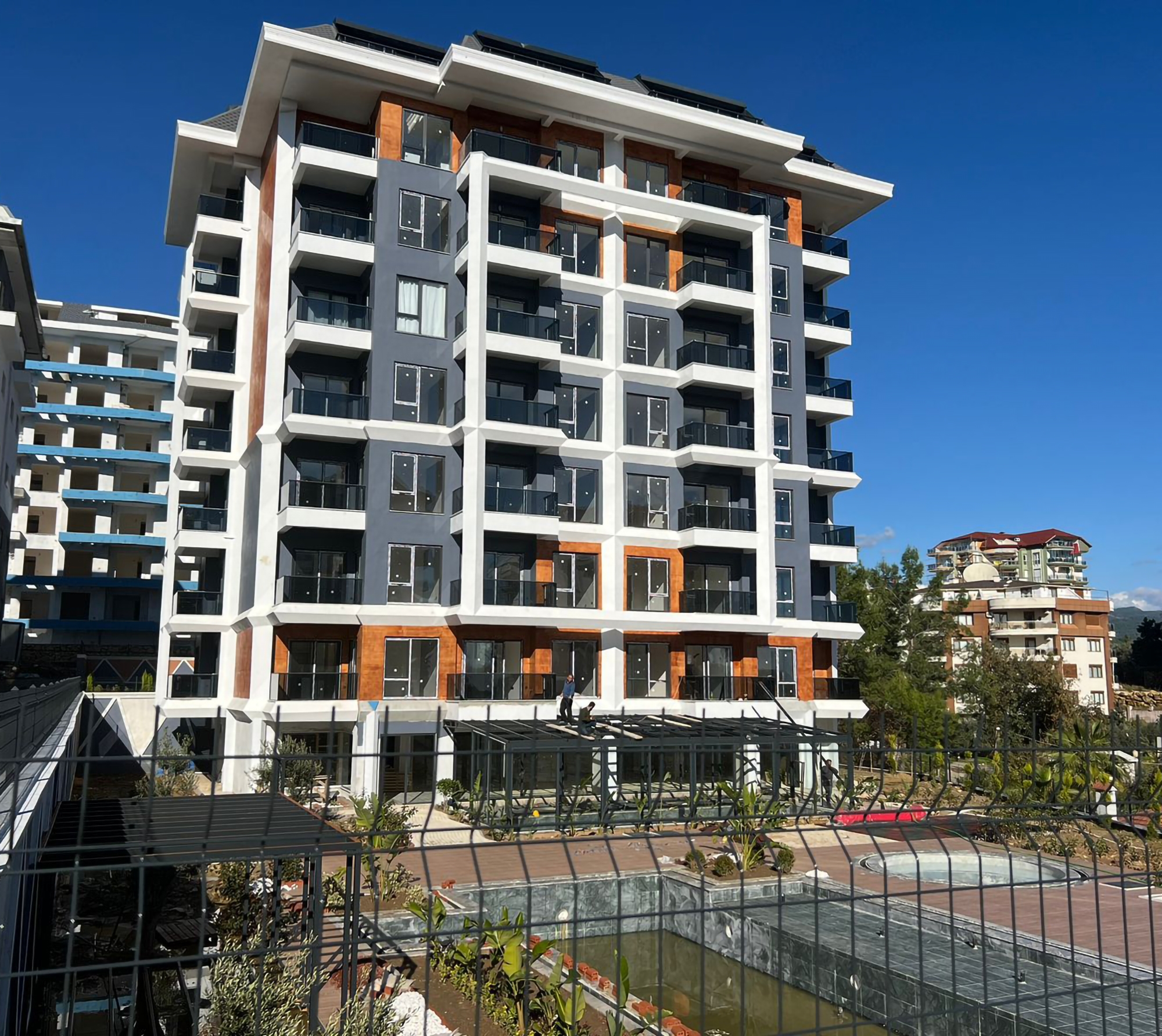 Stunning 1+1 Apartment with Sea and Castle Views in Alanya-Avsallar