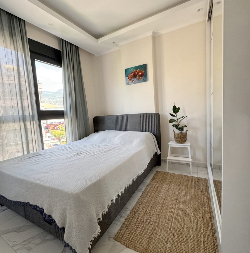 Cozy 1+1 Apartment with Mountain View, Alanya Center