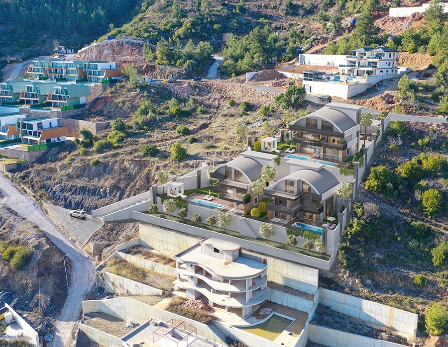 Ylellinen 5+1 Huvila upeilla näkymillä Alanya Tepessä