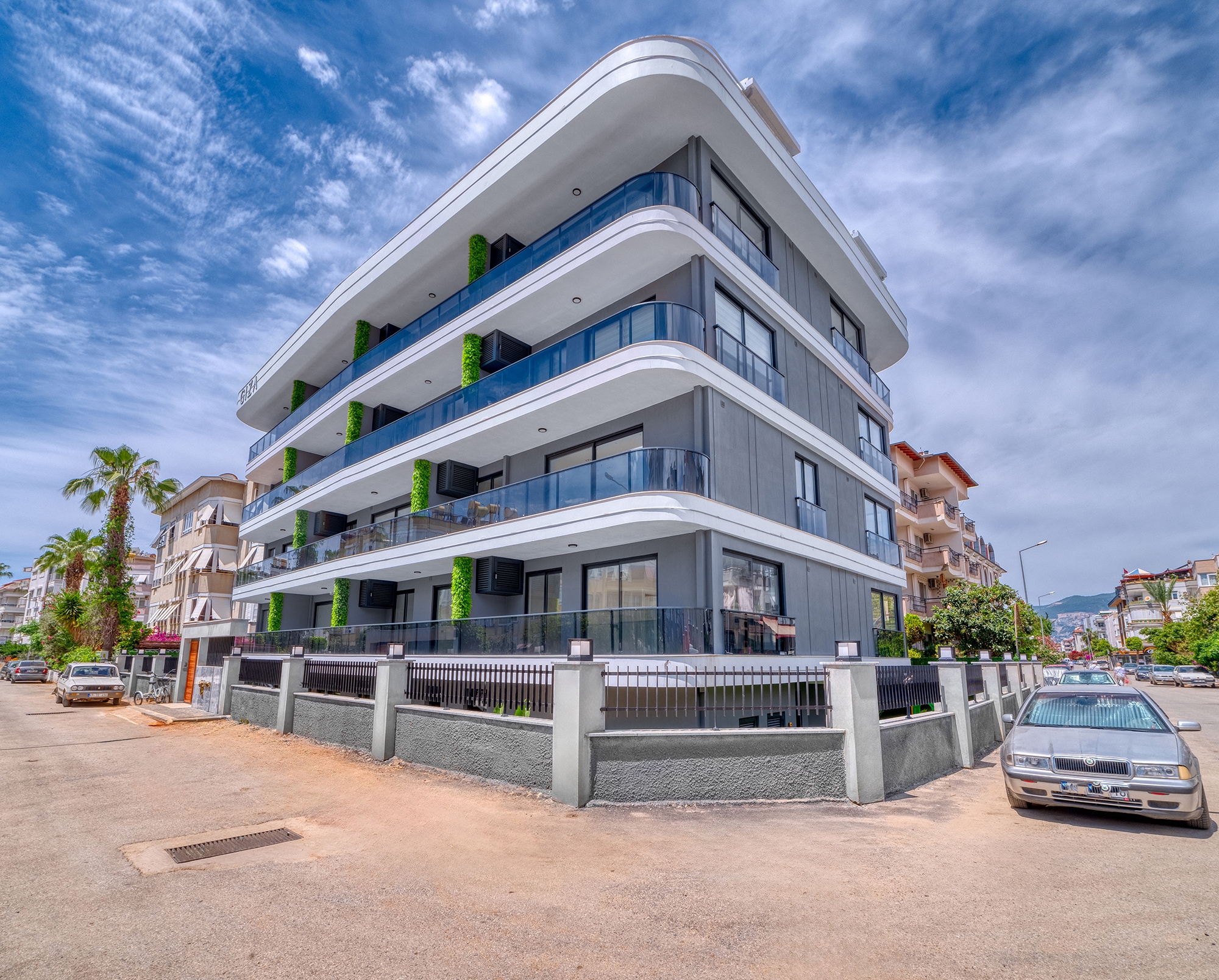 Ylellinen 1+1 Asunto linnan ja vuoristonäköaloilla, Alanya - Oba