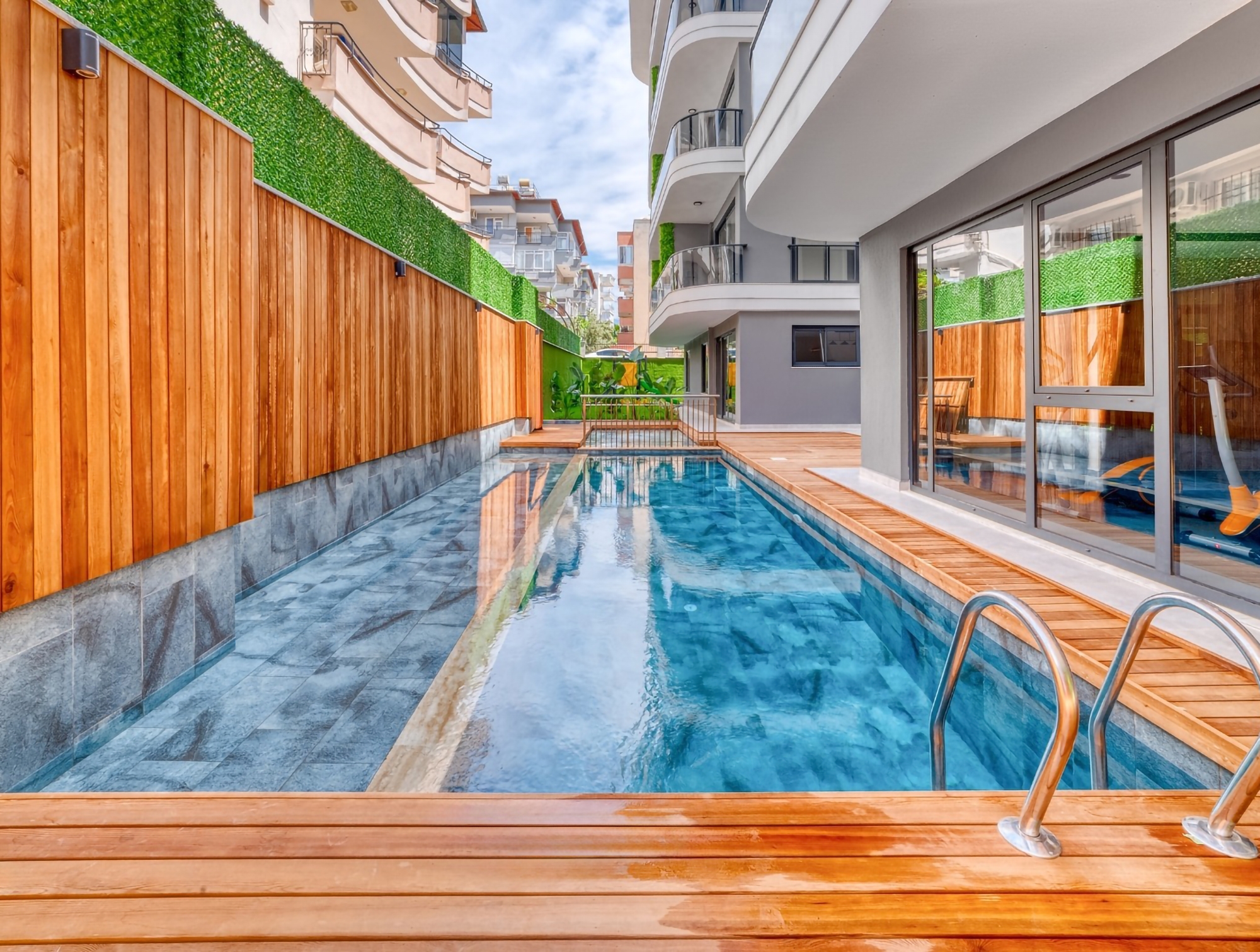 Ylellinen 1+1 Asunto linnan ja vuoristonäköaloilla, Alanya - Oba