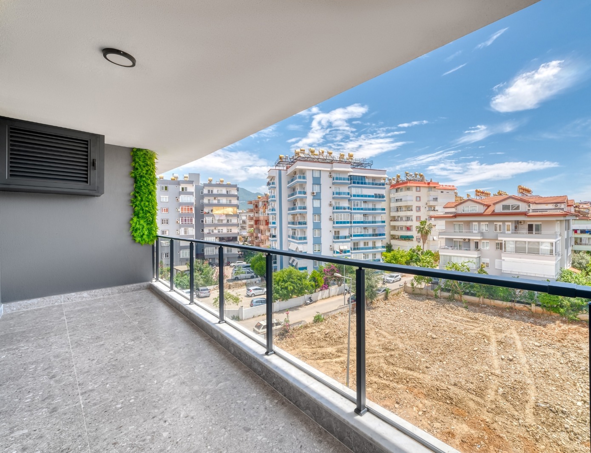 Ylellinen 1+1 Asunto linnan ja vuoristonäköaloilla, Alanya - Oba