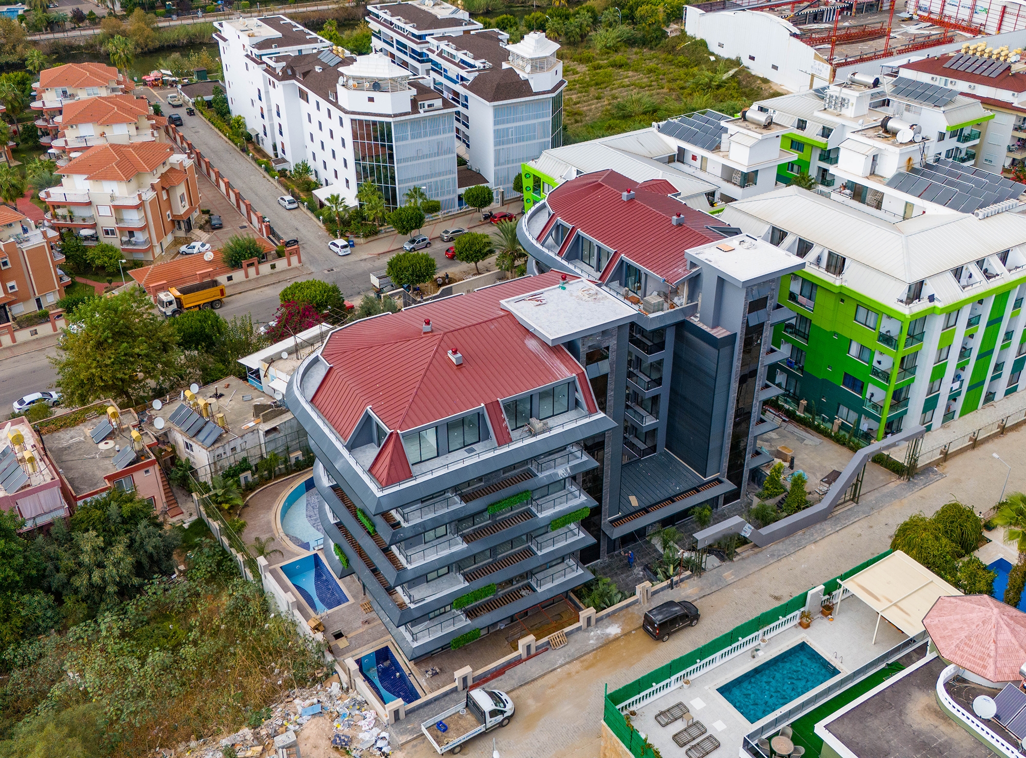 Luksus 1+1 Lejlighed med Hav- og Slotsudsigt i Kestel, Alanya