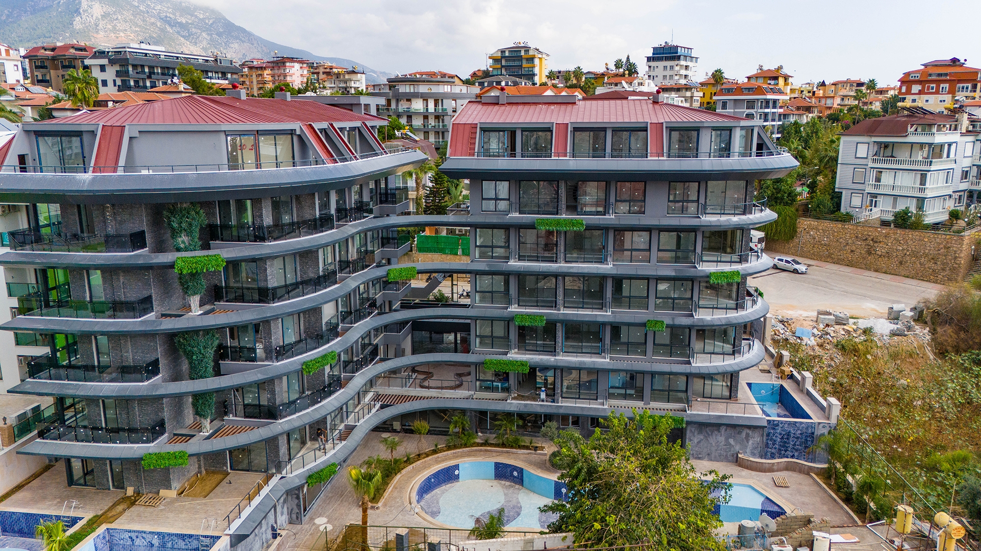 Luksus 1+1 Lejlighed med Hav- og Slotsudsigt i Kestel, Alanya