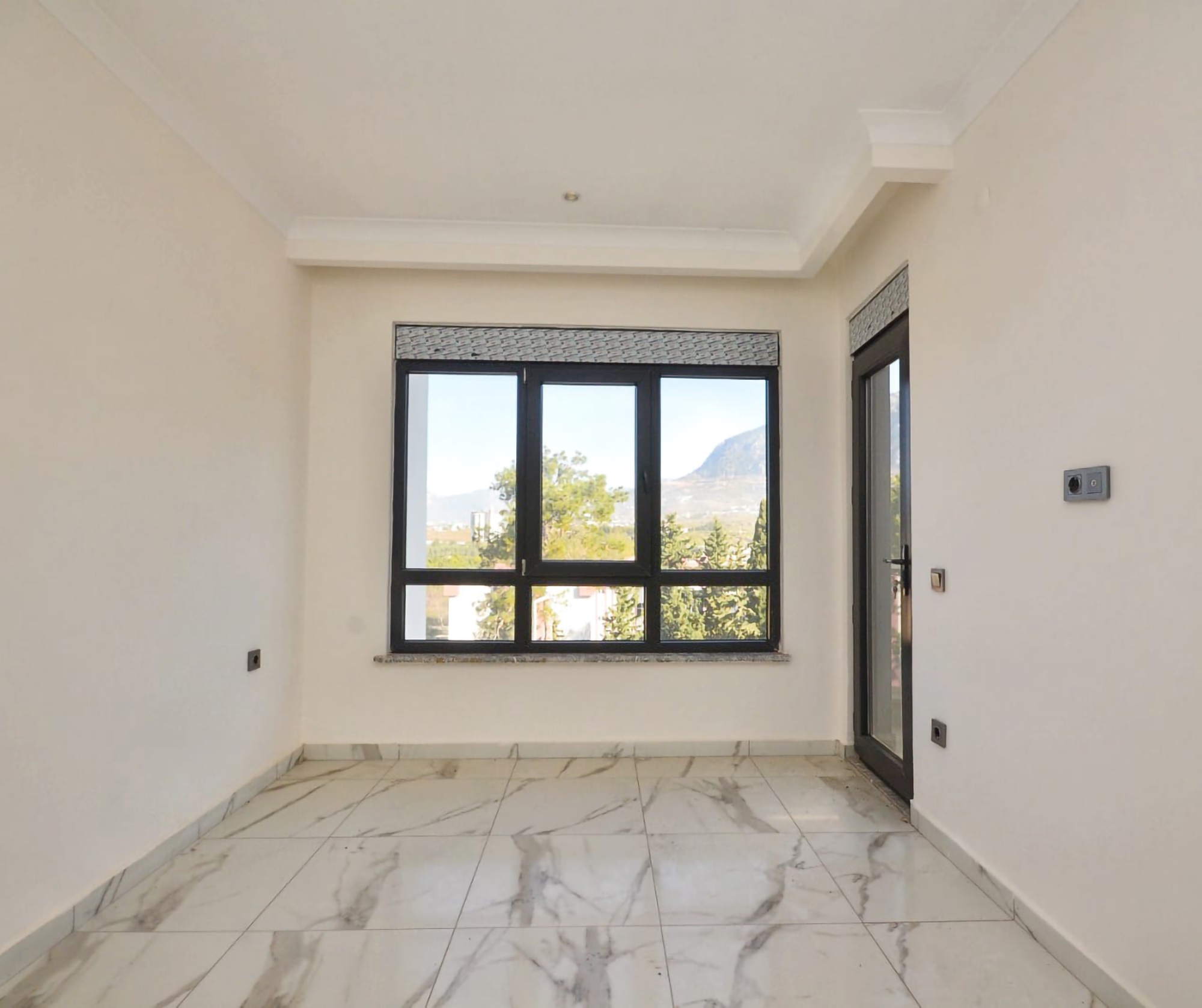 Modernes 1+1 Juwel mit Bergblick, Alanya