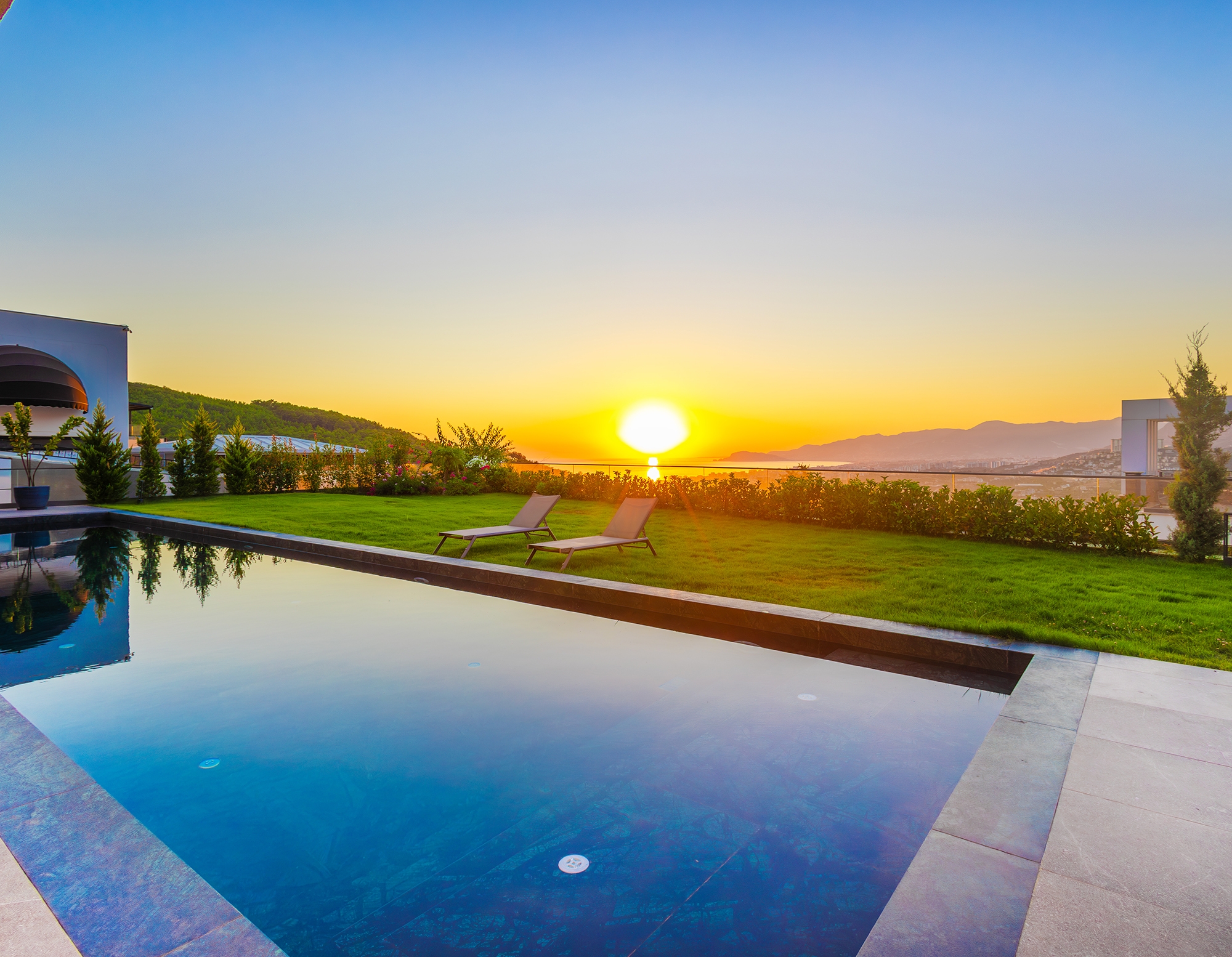 Luxuriöse Bergblick 4+1 Villa in Kargicak, Alanya