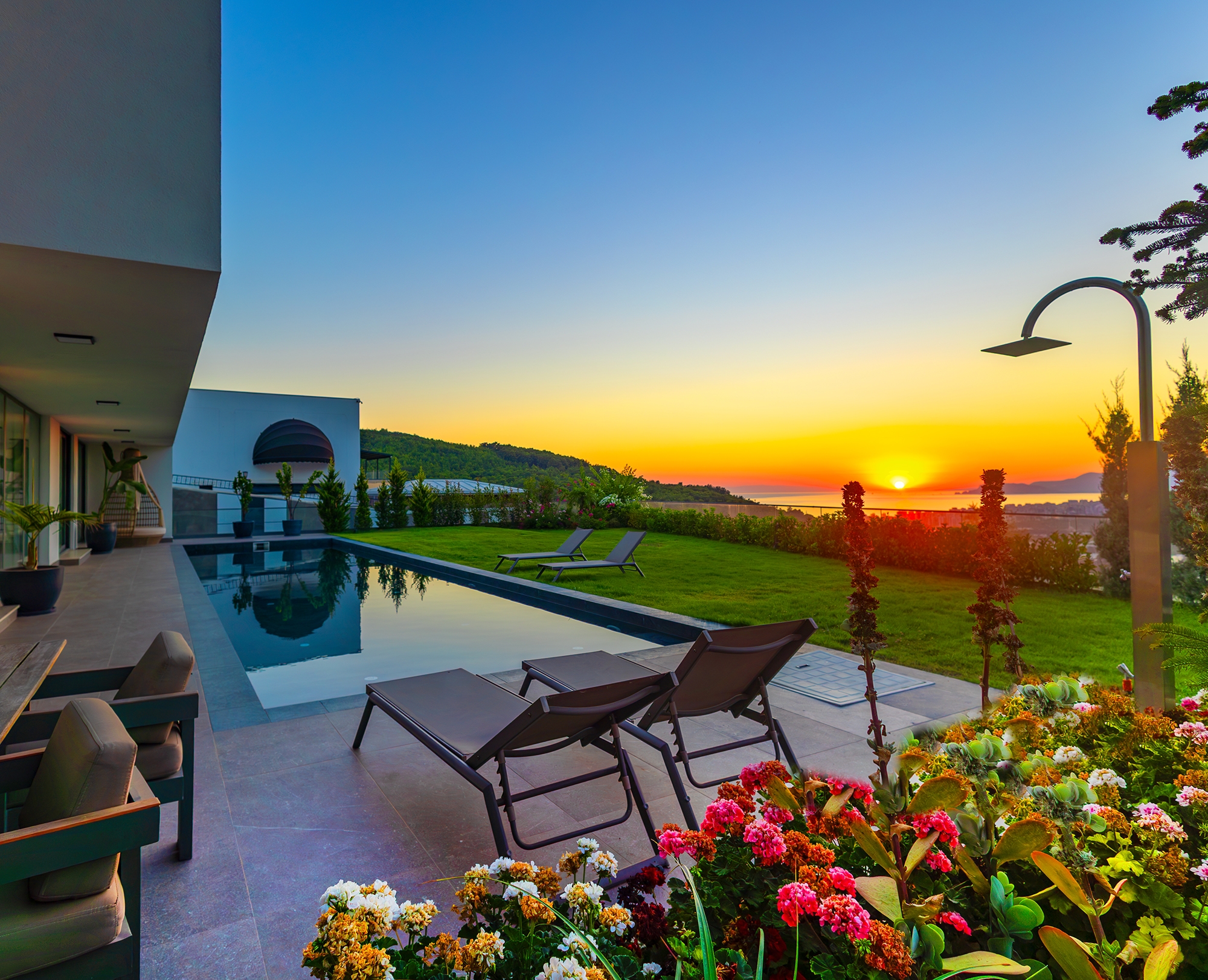 Luxuriöse Bergblick 4+1 Villa in Kargicak, Alanya