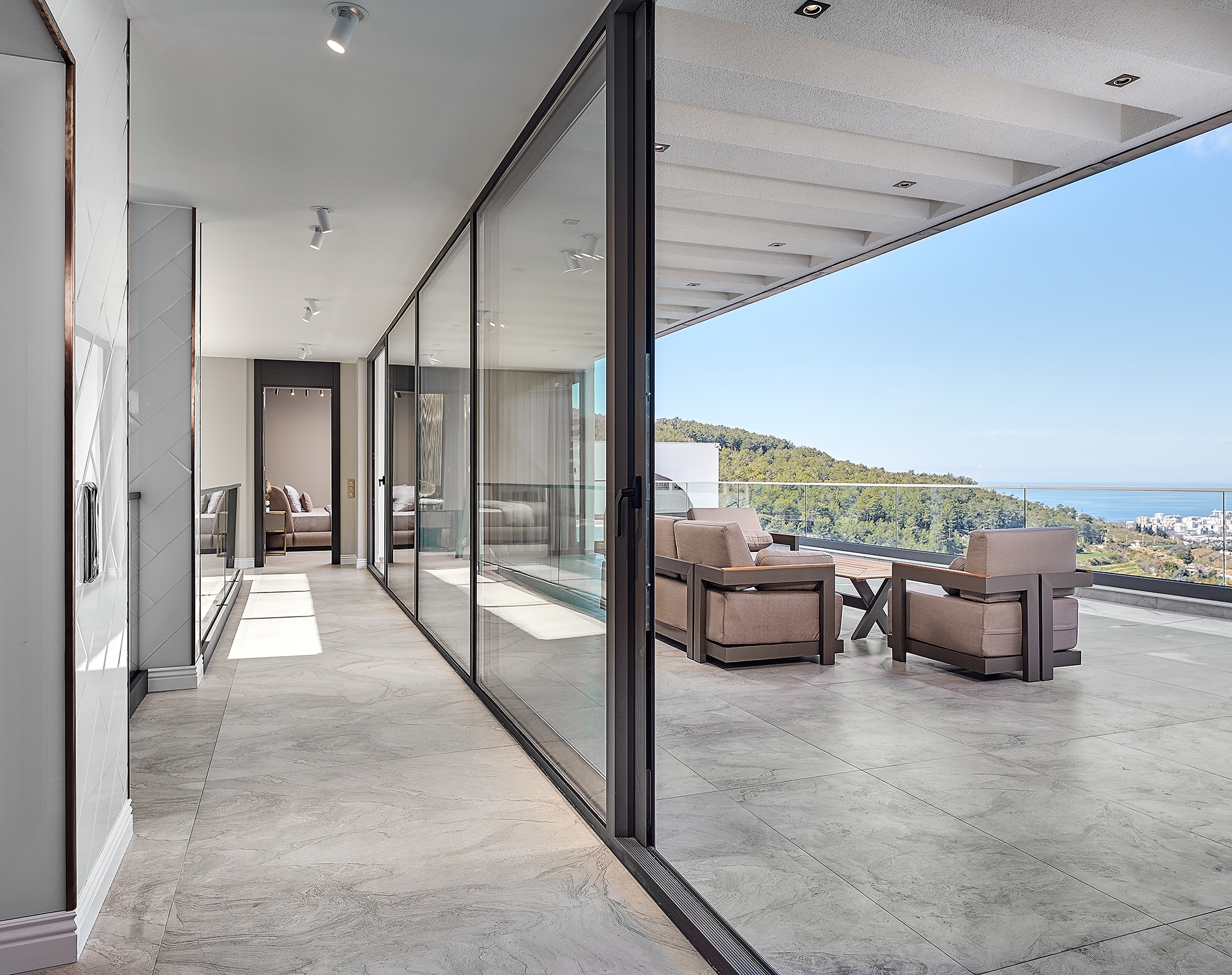Luxuriöse Bergblick 4+1 Villa in Kargicak, Alanya