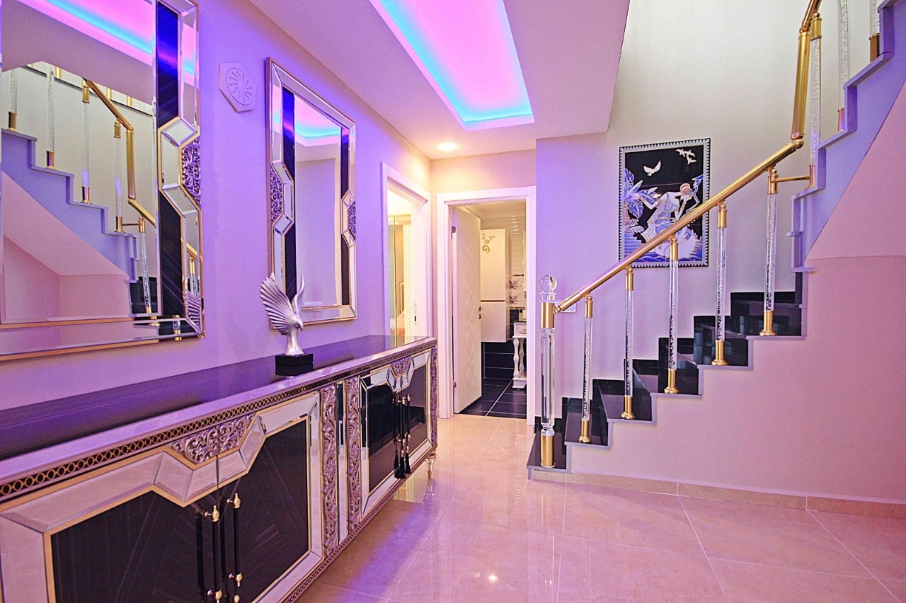 Spacious apartment 200m from the beach
