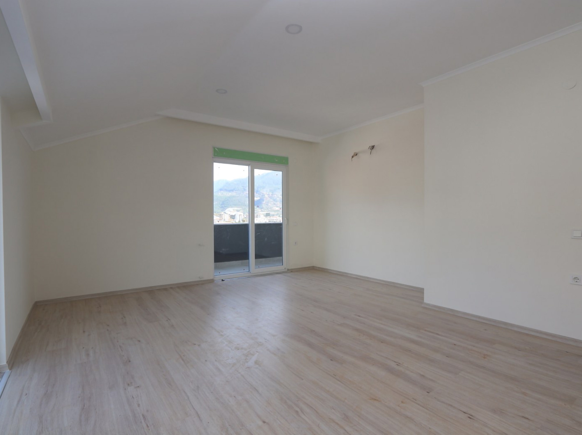 Rummelig Bjergudsigt 3+1 Penthouse i Alanya - Ciplakli