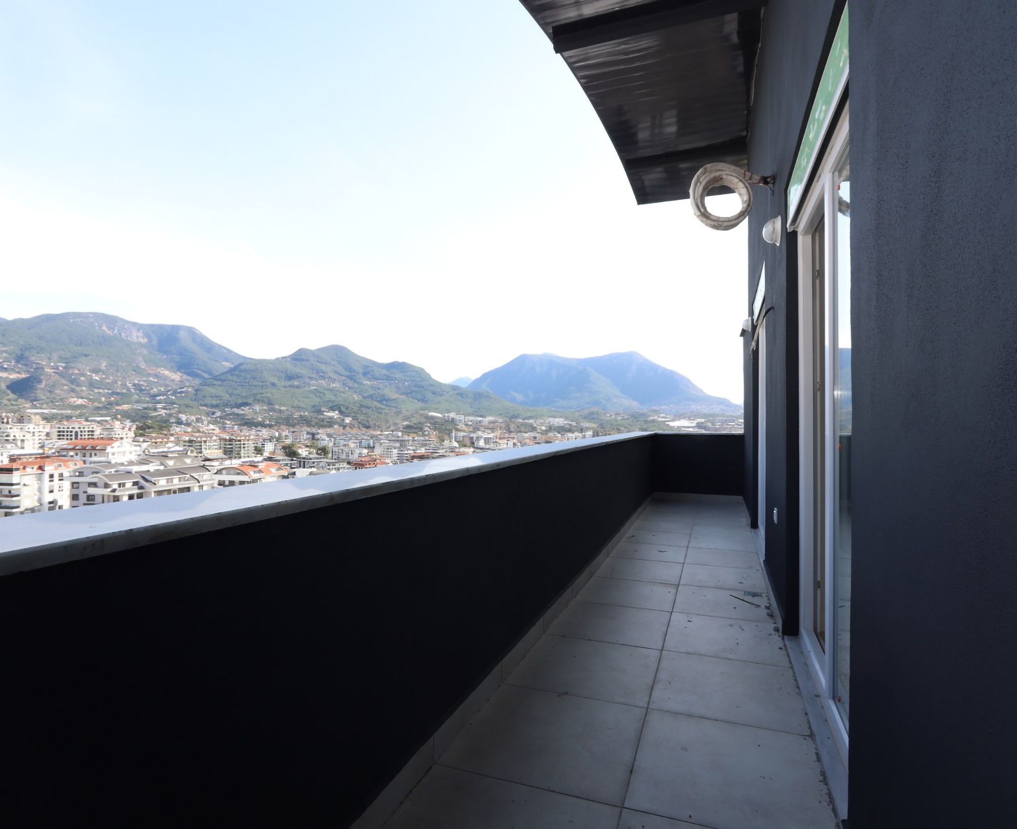 Rummelig Bjergudsigt 3+1 Penthouse i Alanya - Ciplakli