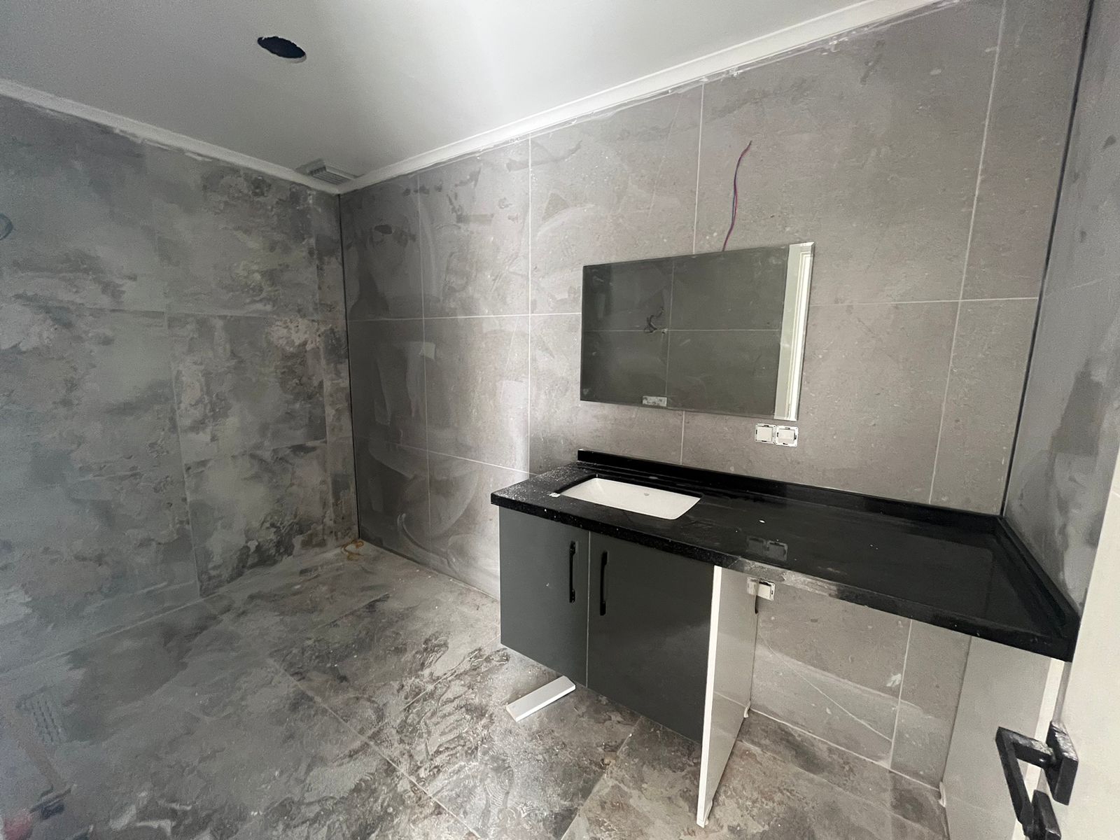Luxuriöses 1+1 Apartment mit Bergblick in Alanya - Oba