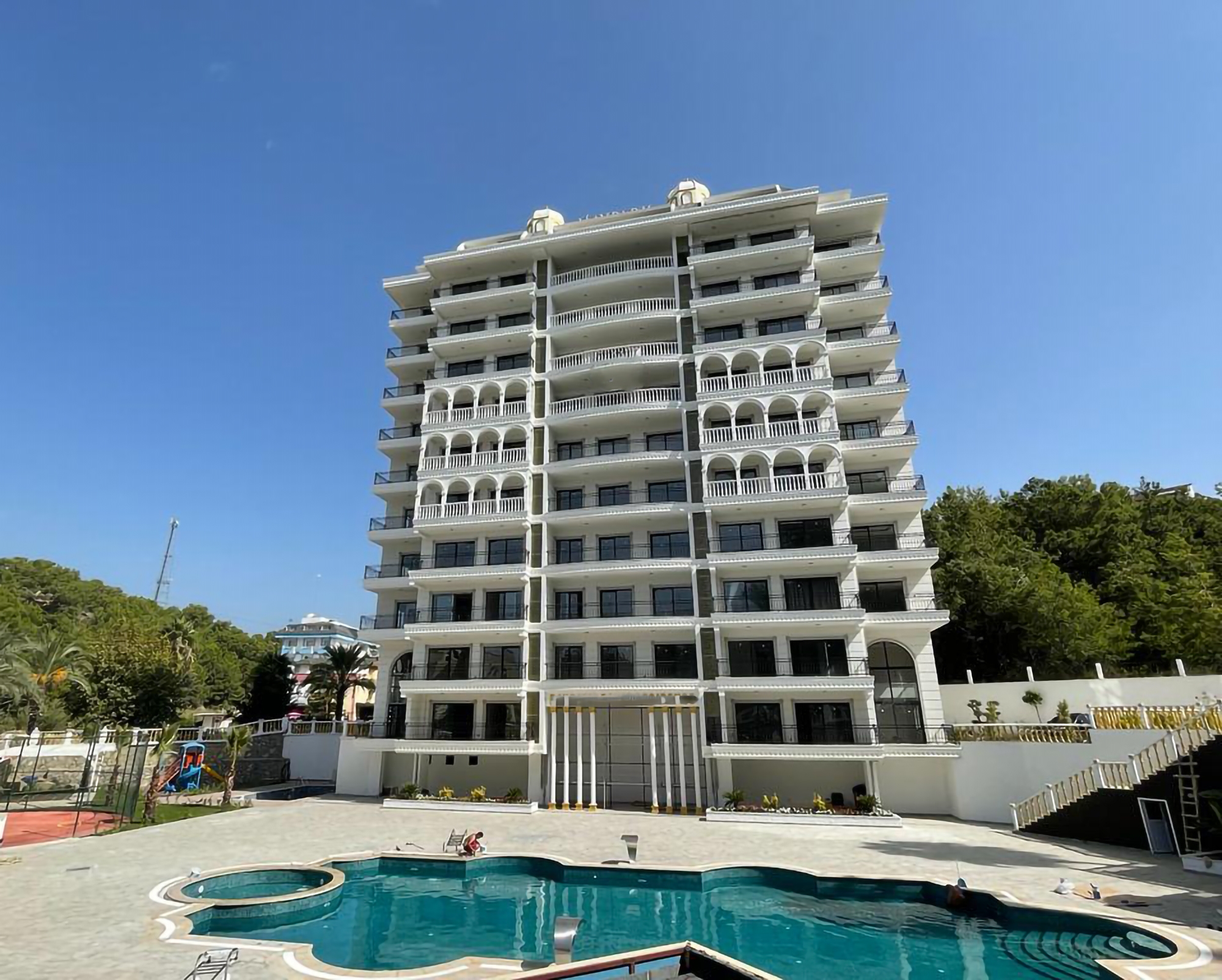 Luxuriöses 1+1 Apartment mit Meeres- und Bergblick