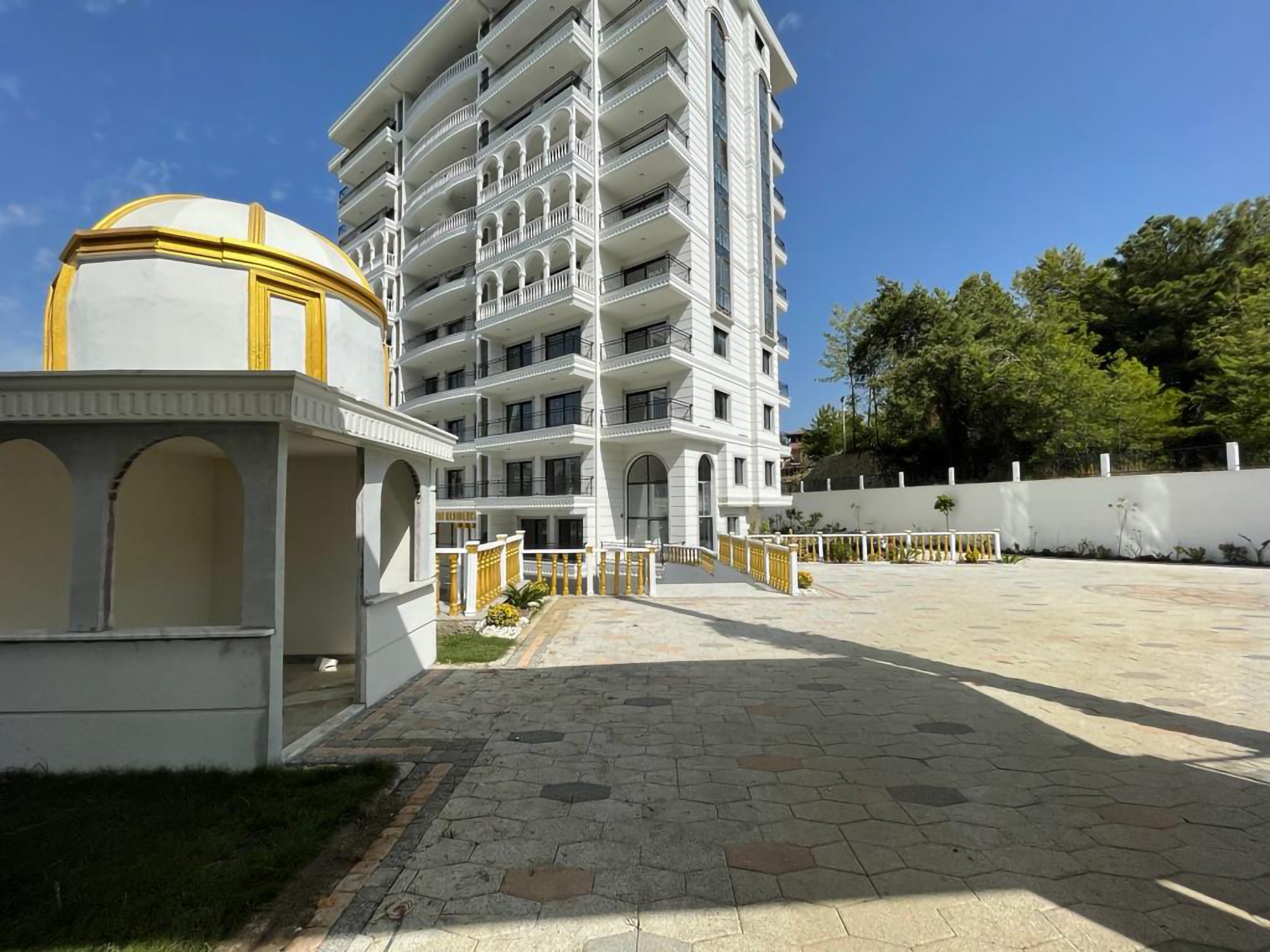 Luxuriöses 1+1 Apartment mit Meeres- und Bergblick