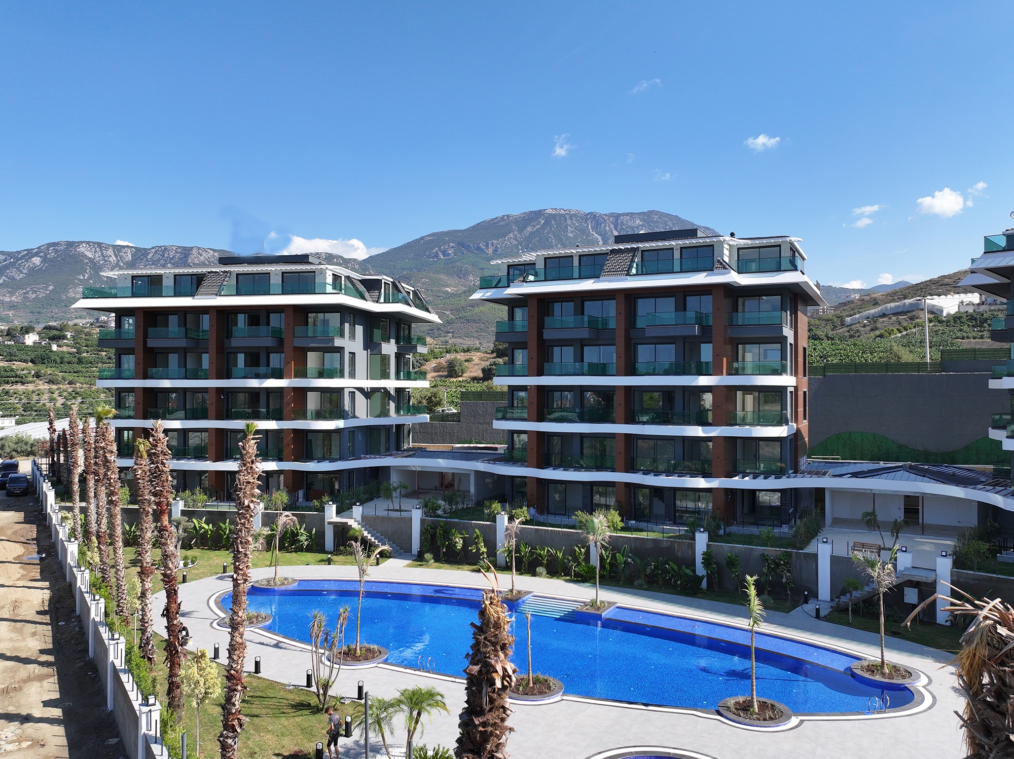 Luxuriöses 1+1 Apartment mit Meerblick und Bergblick in Kargicak