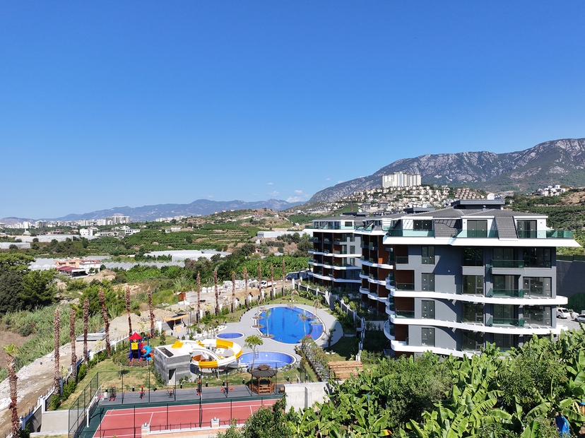 Luxuriöses 1+1 Apartment mit Meerblick und Bergblick in Kargicak