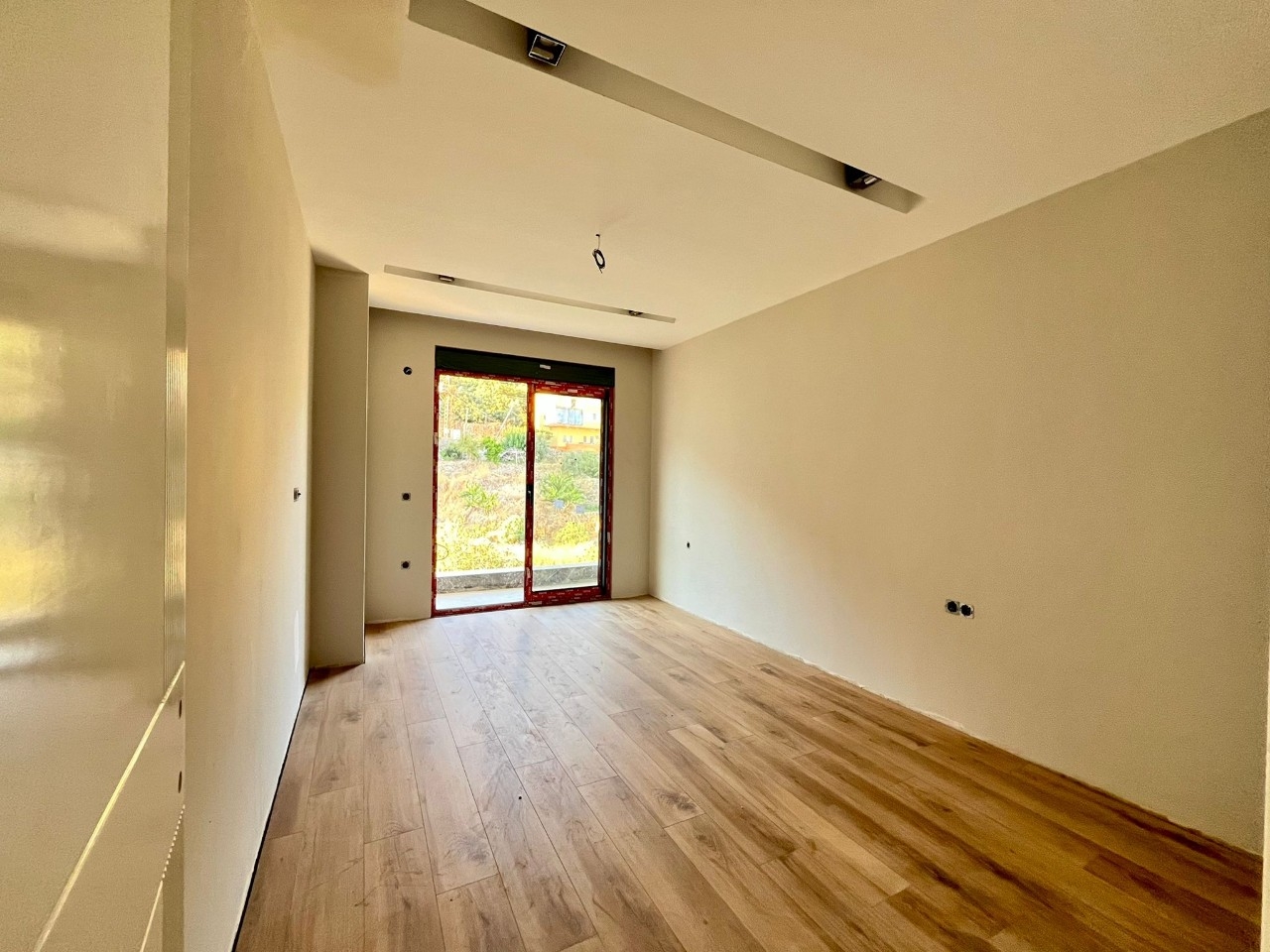Luxury 2+1 Apartment with Mountain View in Alanya Center