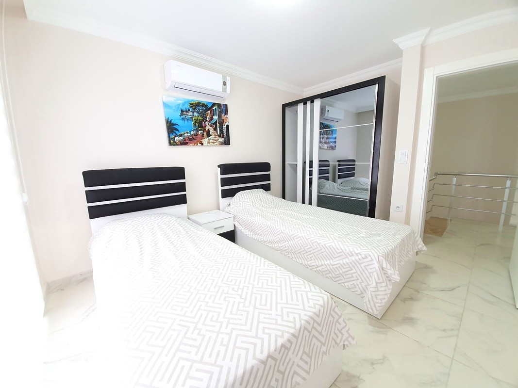 Ylellinen 2+1 asunto meri- ja vuorinäköalalla, Alanya - Mahmutlar