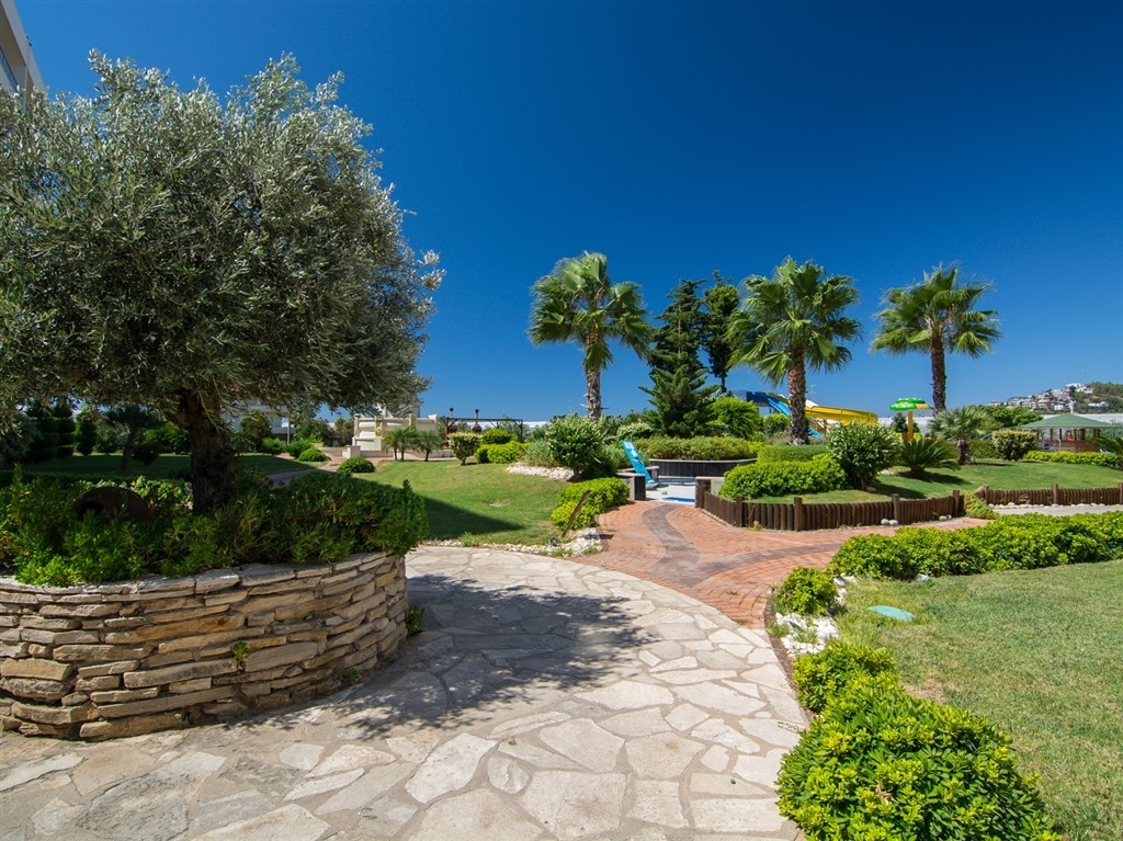 Fascinating 2 bedroom apartment for sale in Alanya
