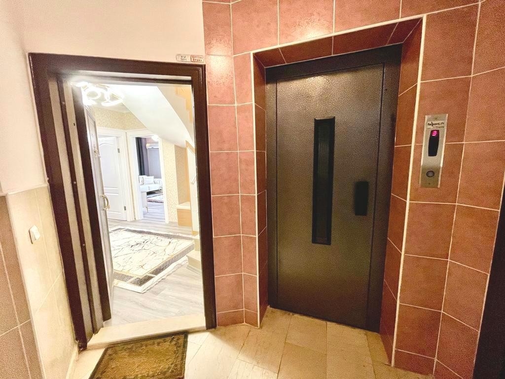 Rummelig 4+1 Bjergudsigt Penthouse i Alanya - Oba