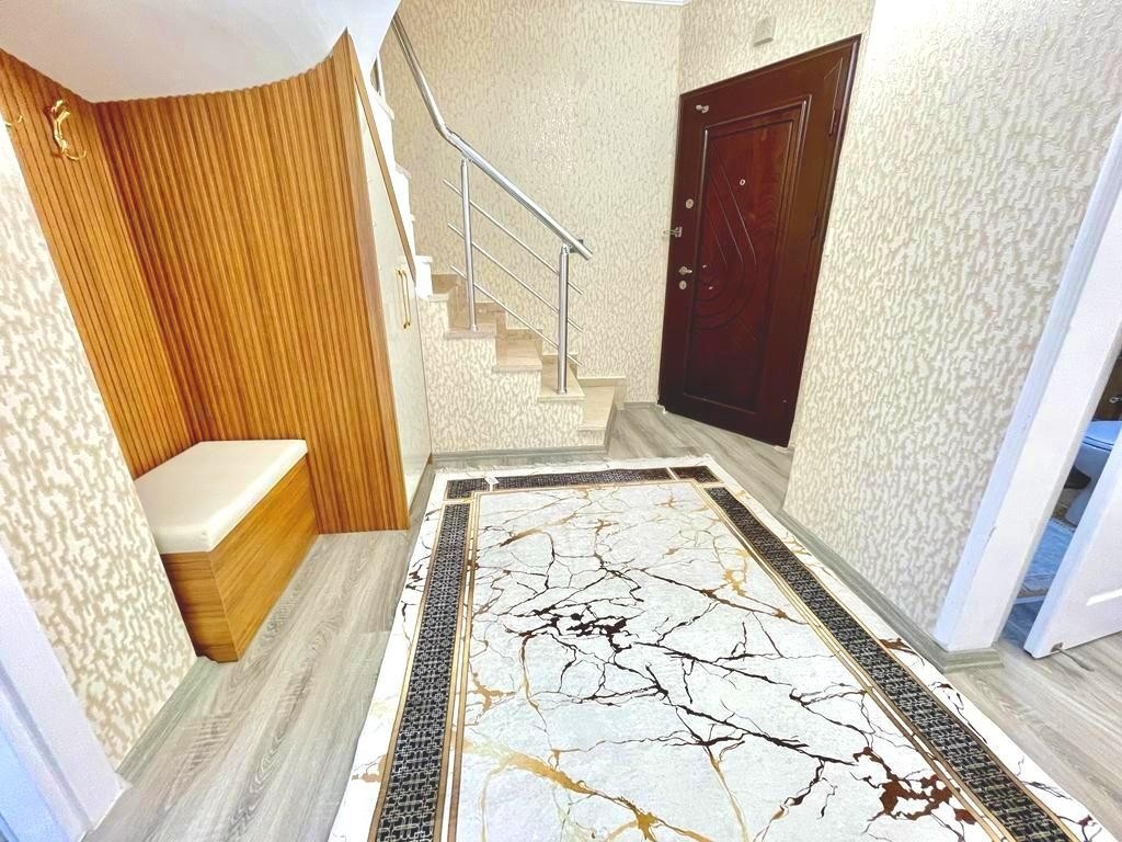 Rummelig 4+1 Bjergudsigt Penthouse i Alanya - Oba