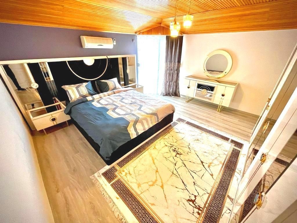 Rummelig 4+1 Bjergudsigt Penthouse i Alanya - Oba