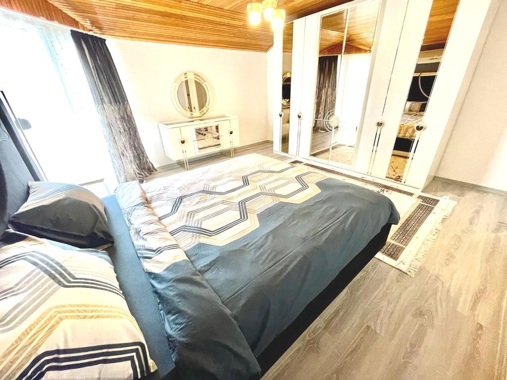 Rummelig 4+1 Bjergudsigt Penthouse i Alanya - Oba