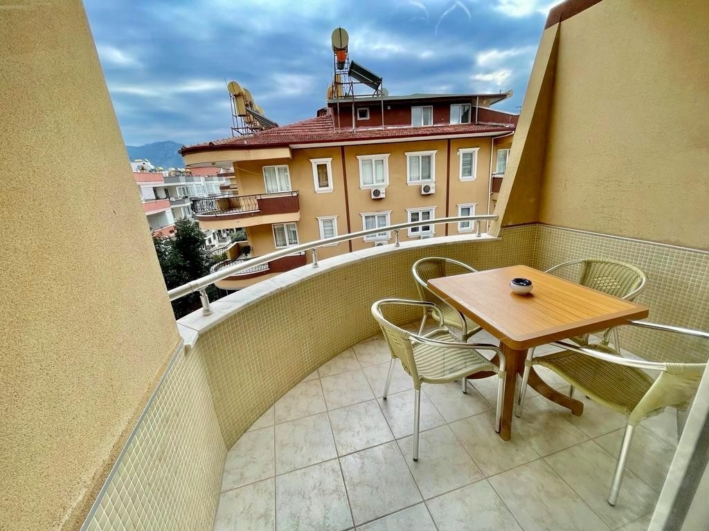 Rummelig 4+1 Bjergudsigt Penthouse i Alanya - Oba