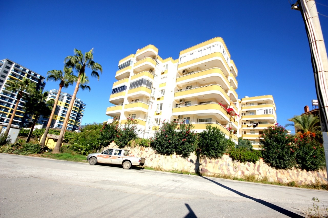 2+1 Lejlighed med bjergudsigt i Mahmutlar, Alanya