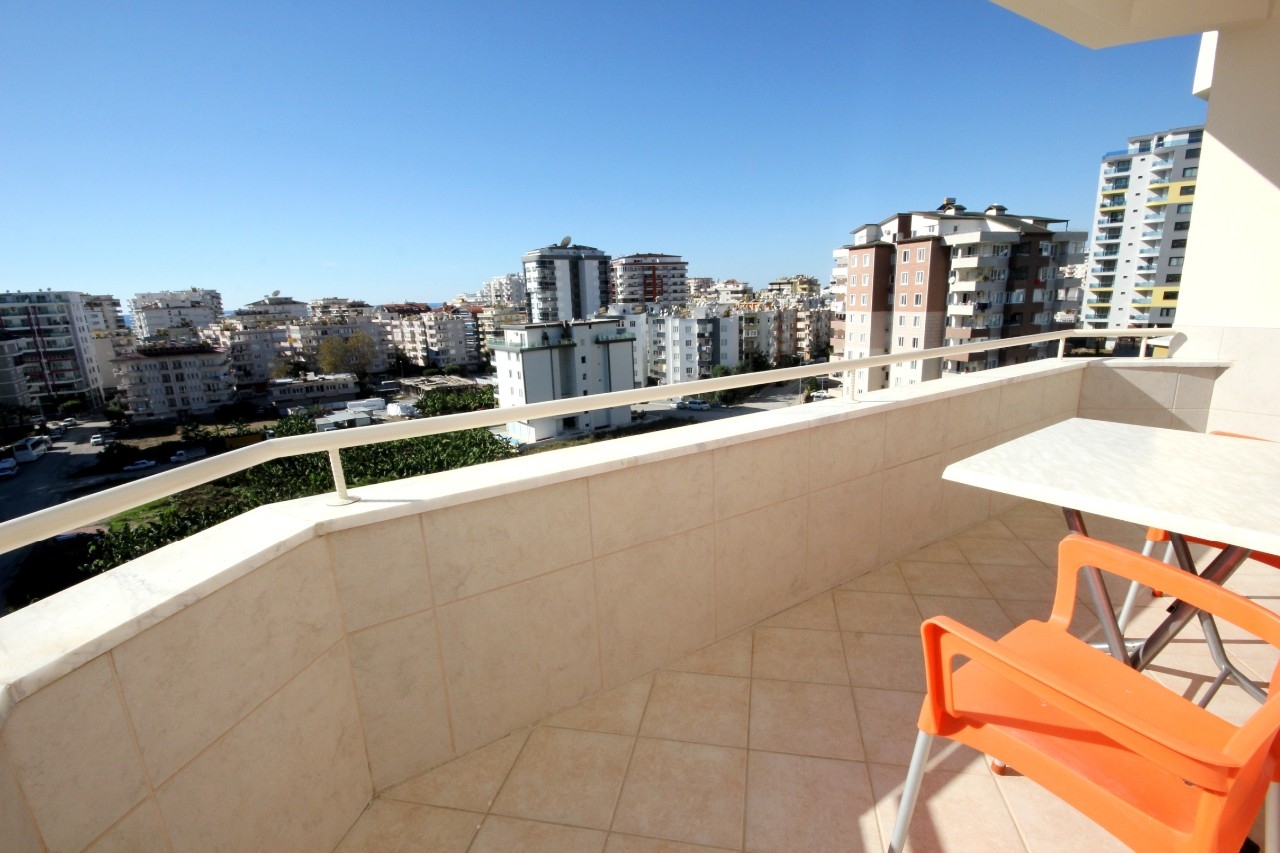 2+1 Lejlighed med bjergudsigt i Mahmutlar, Alanya