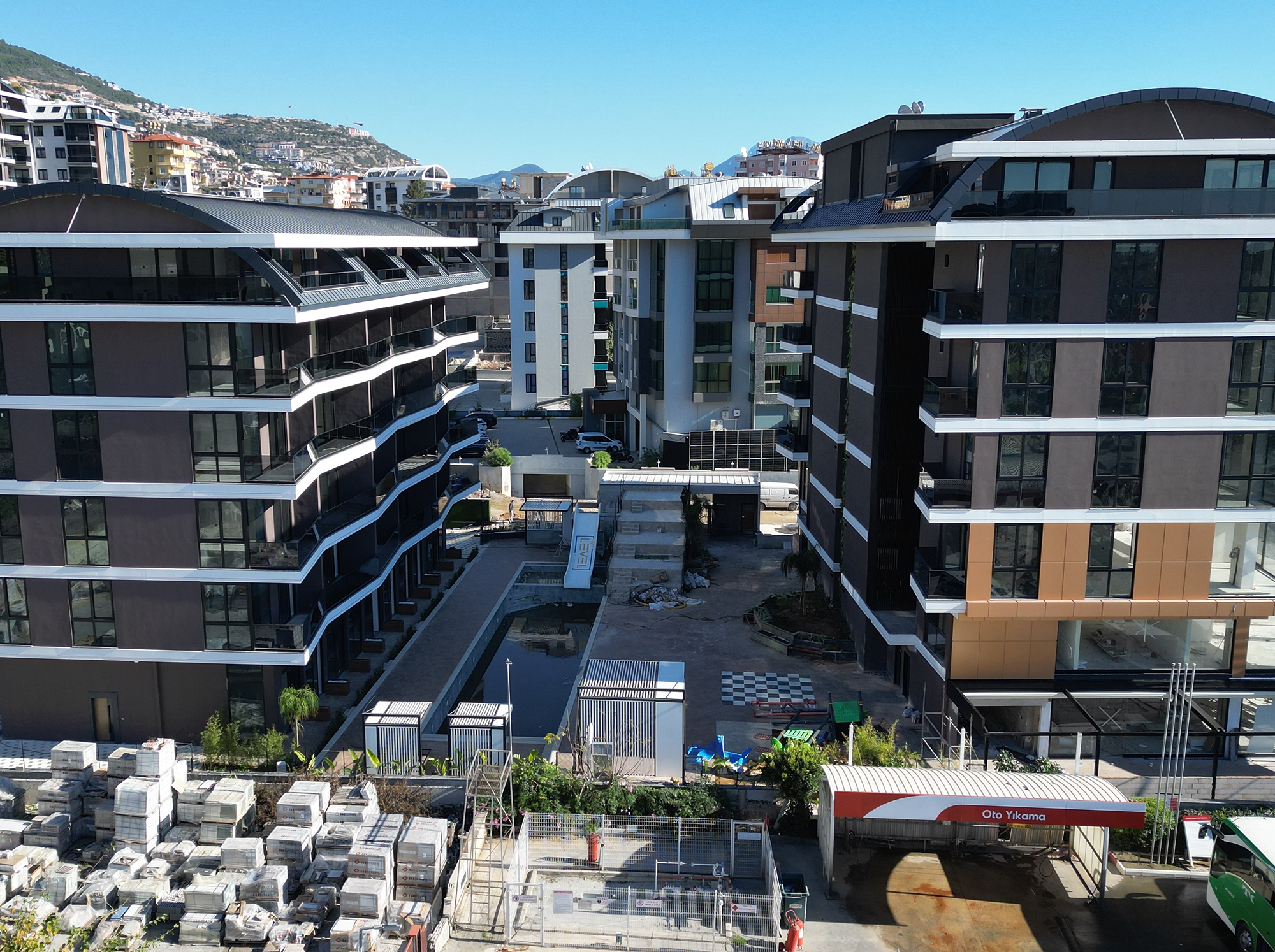 Stunning 1+1 Lejlighed med Hav og Slotsudsigt, Alanya Center
