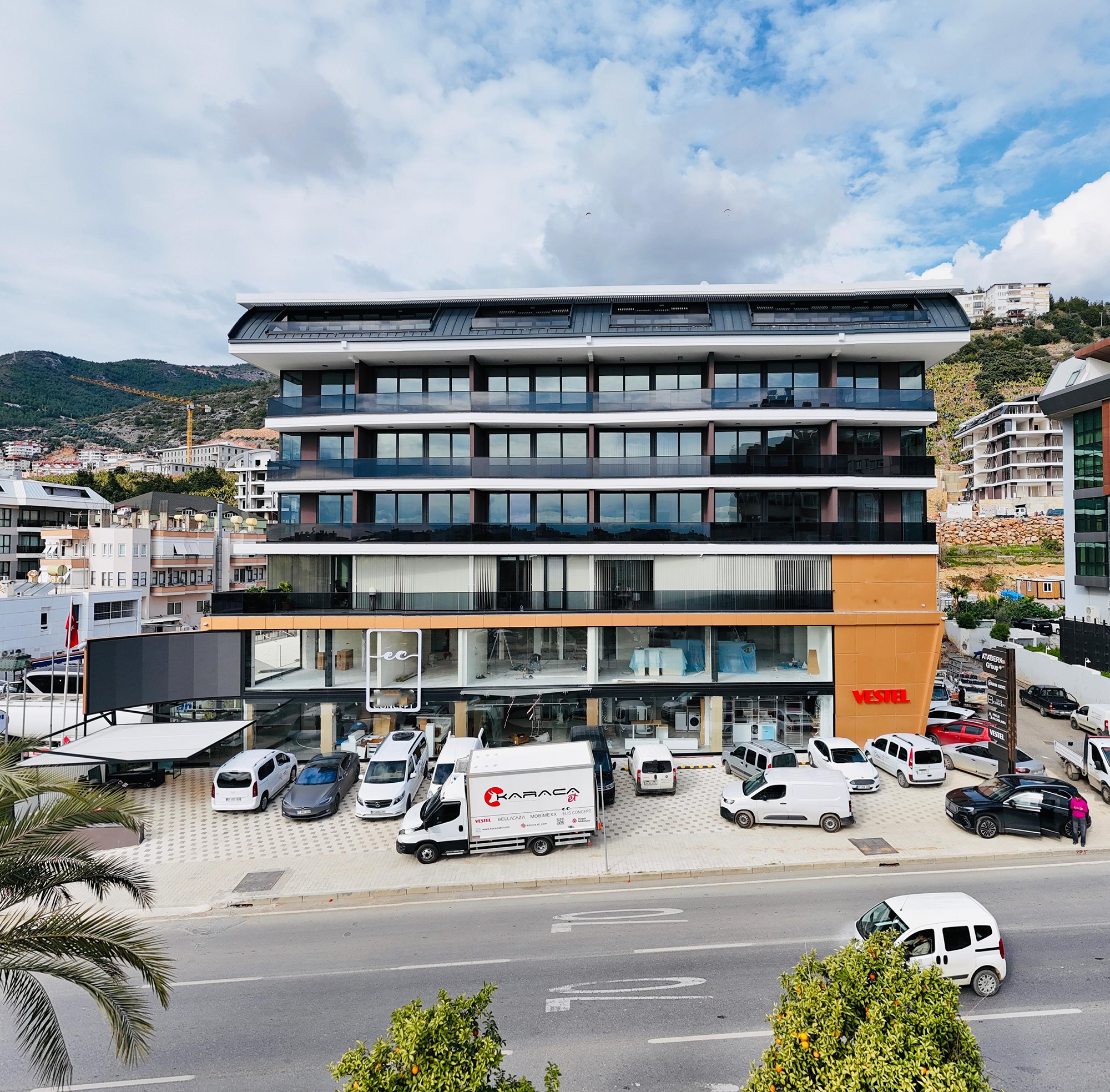 Stunning 1+1 Lejlighed med Hav og Slotsudsigt, Alanya Center