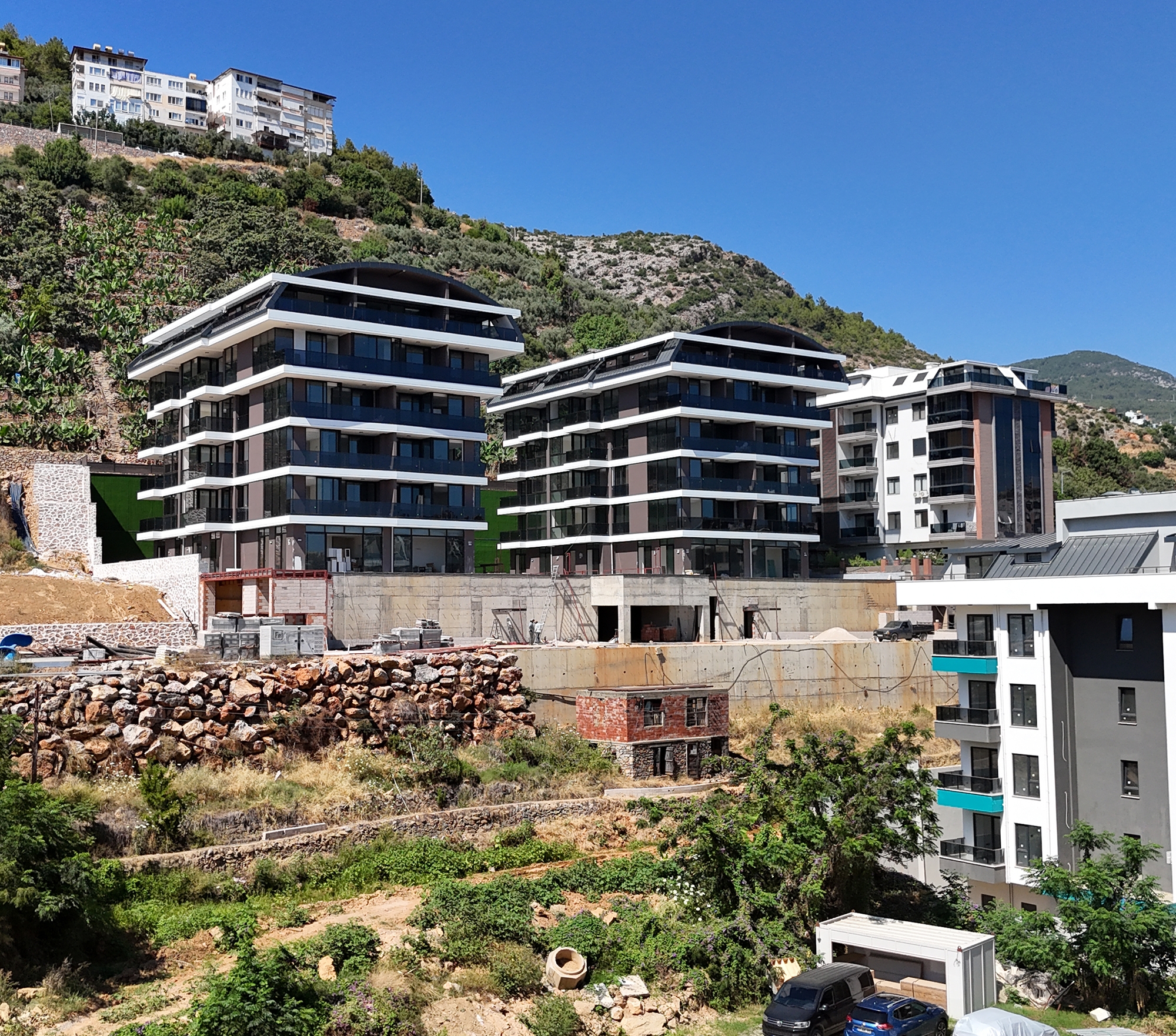 Lyxig 1+1 lägenhet med havs-, slotts- och bergsutsikt i Alanya Center