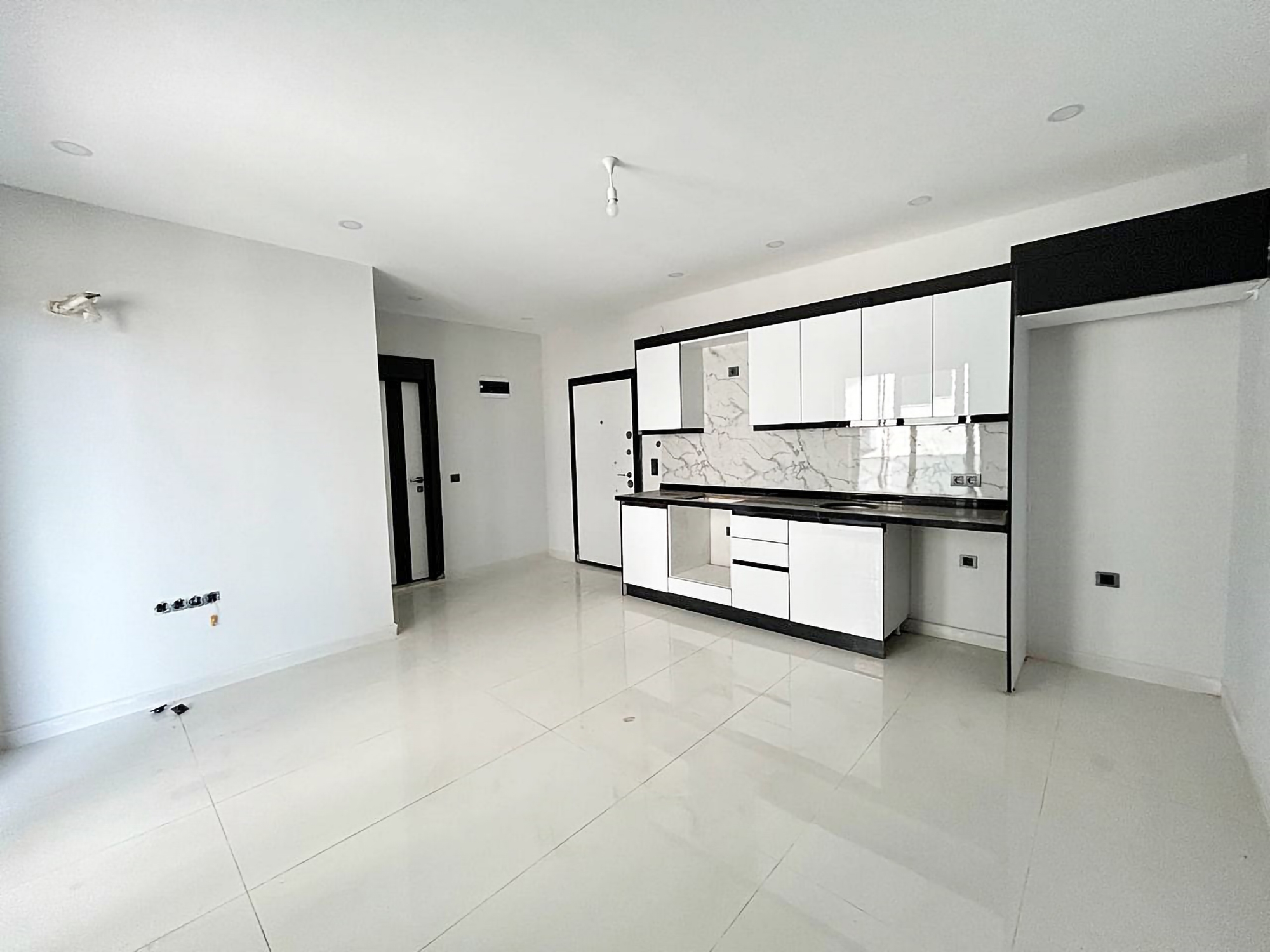 Stilvolle 1+1 Wohnung mit Meerblick und Bergblick, Alanya - Payallar
