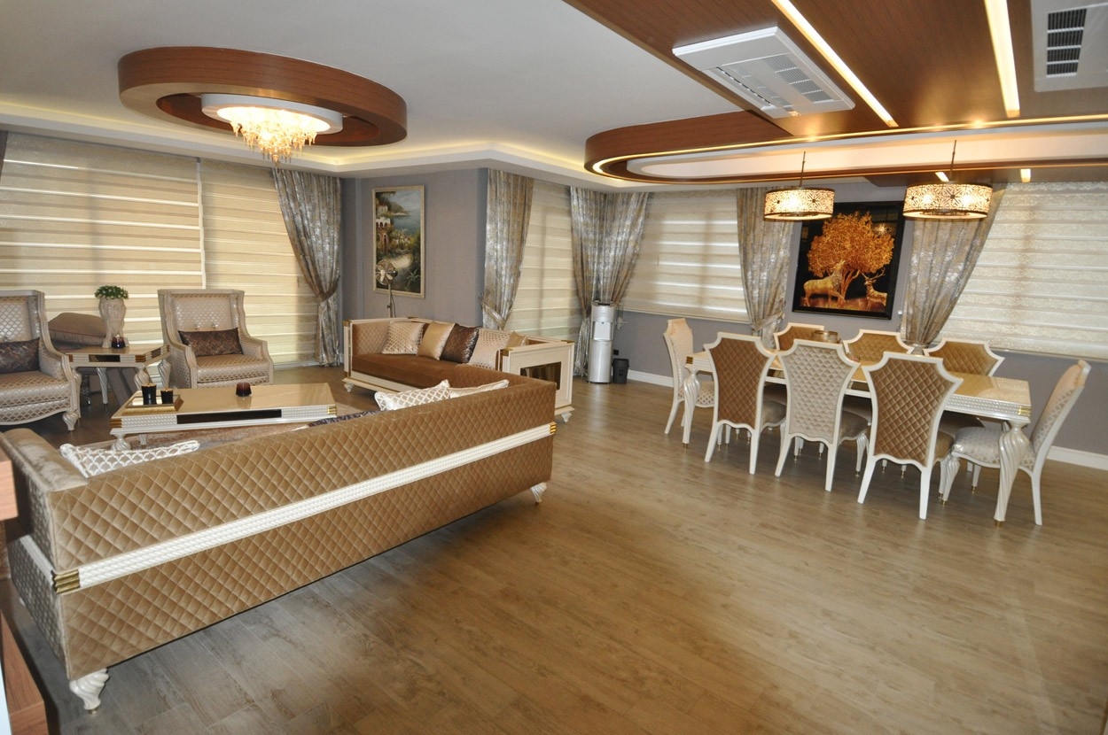 Harmoniously equipped apartment in Alanya
