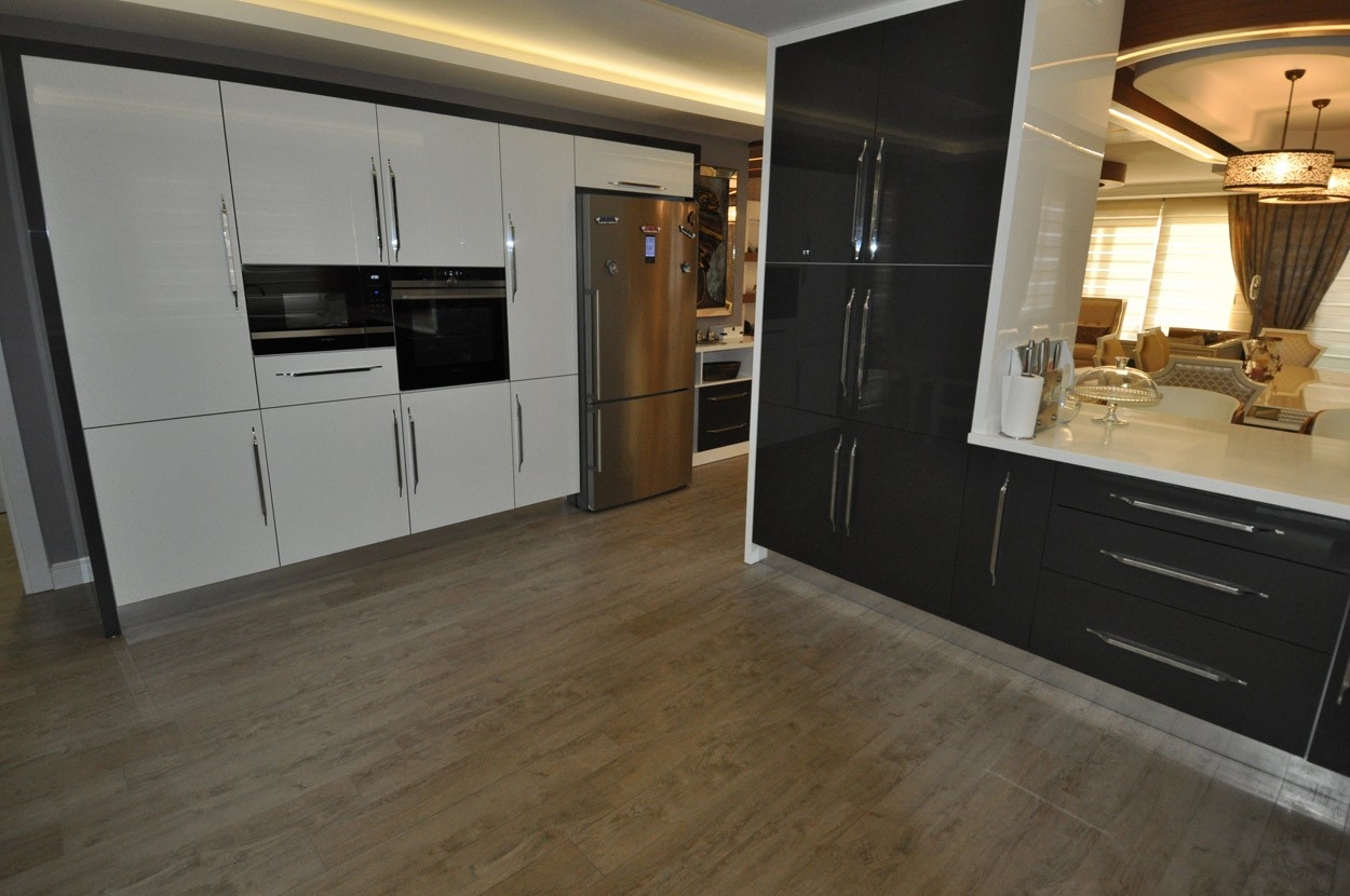 Harmoniously equipped apartment in Alanya