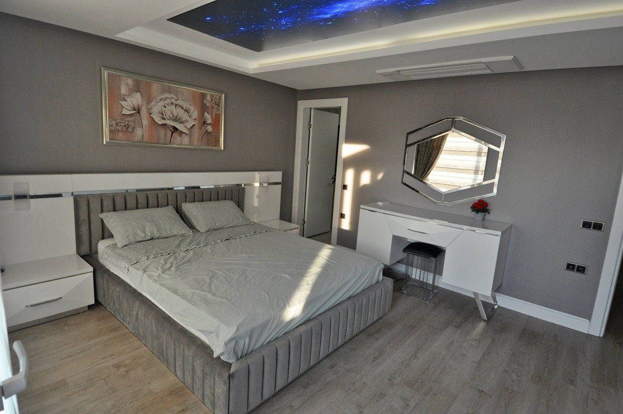 Harmoniously equipped apartment in Alanya