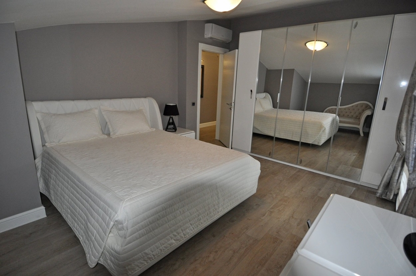 Harmoniously equipped apartment in Alanya