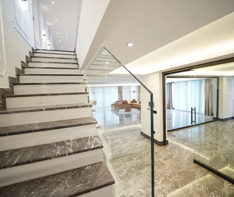 Luksus 6+1 Villa med Hav- og Slotsudsigt, Alanya