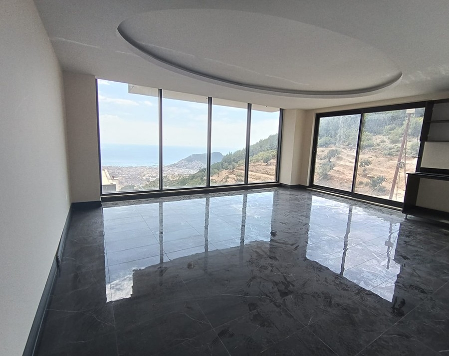 Ylellinen 4+1 huvila meri- ja linnoitusnäköalalla, Alanya Tepe