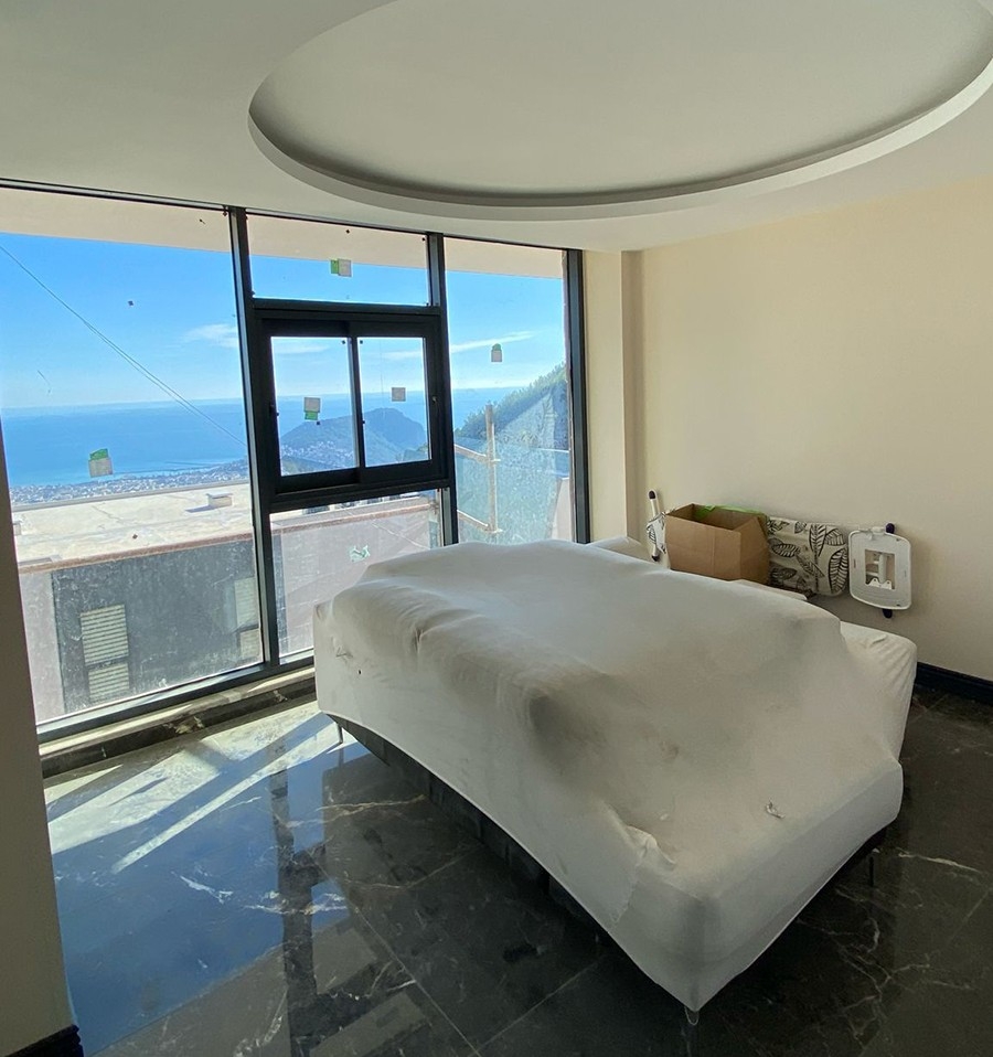 Ylellinen 4+1 huvila meri- ja linnoitusnäköalalla, Alanya Tepe